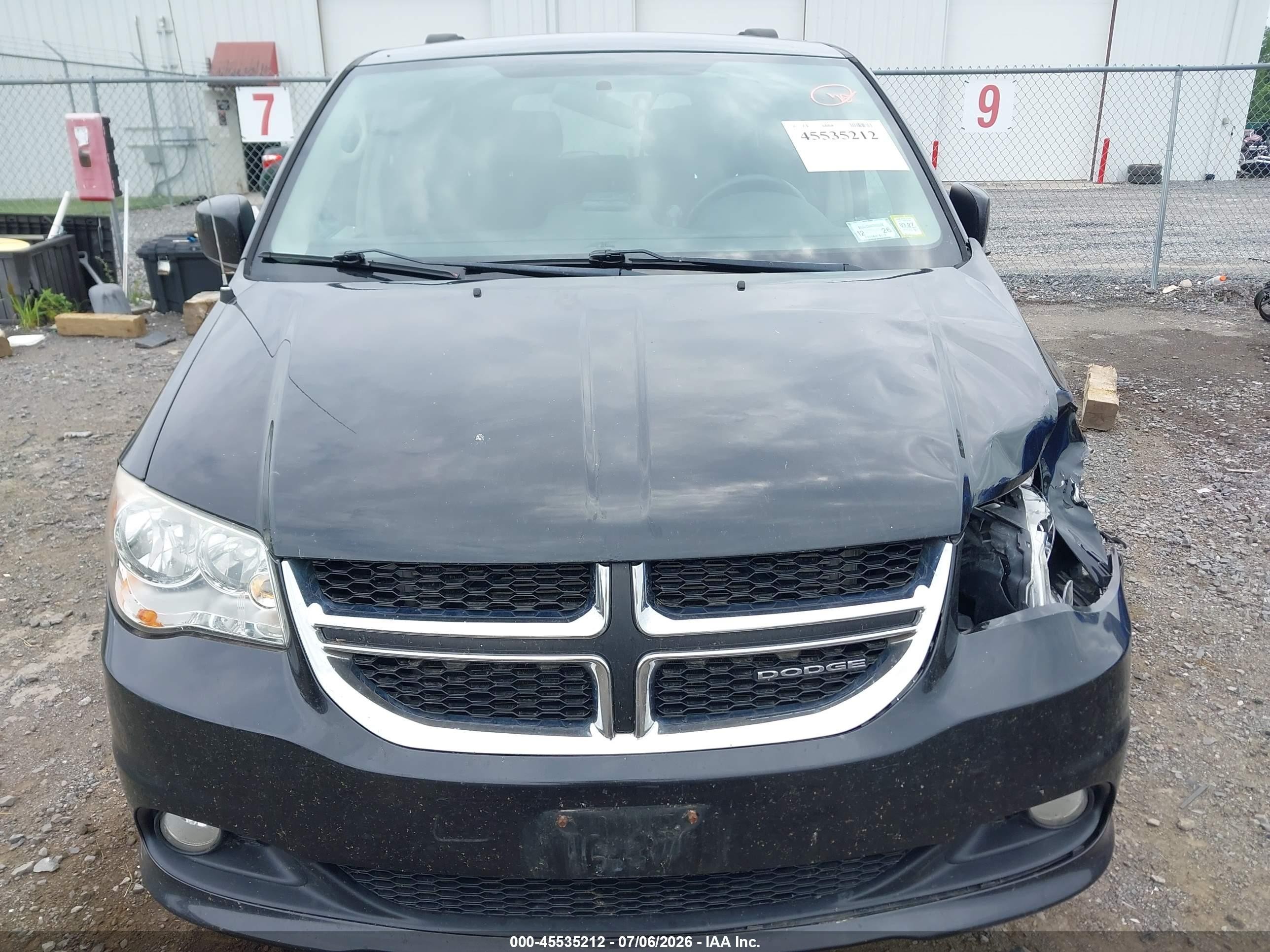 2012 Dodge Grand Caravan Crew Black vin: 2C4RDGDG0CR138000