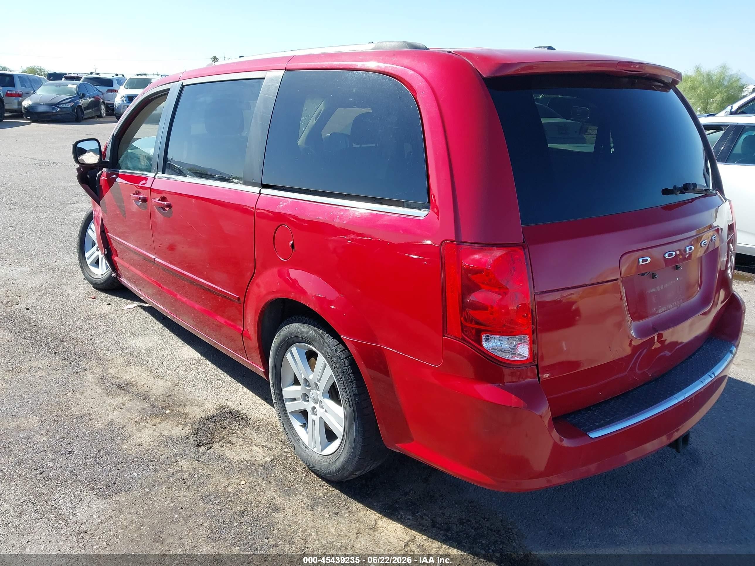 2012 Dodge Grand Caravan Crew Red vin: 2C4RDGDG0CR321820