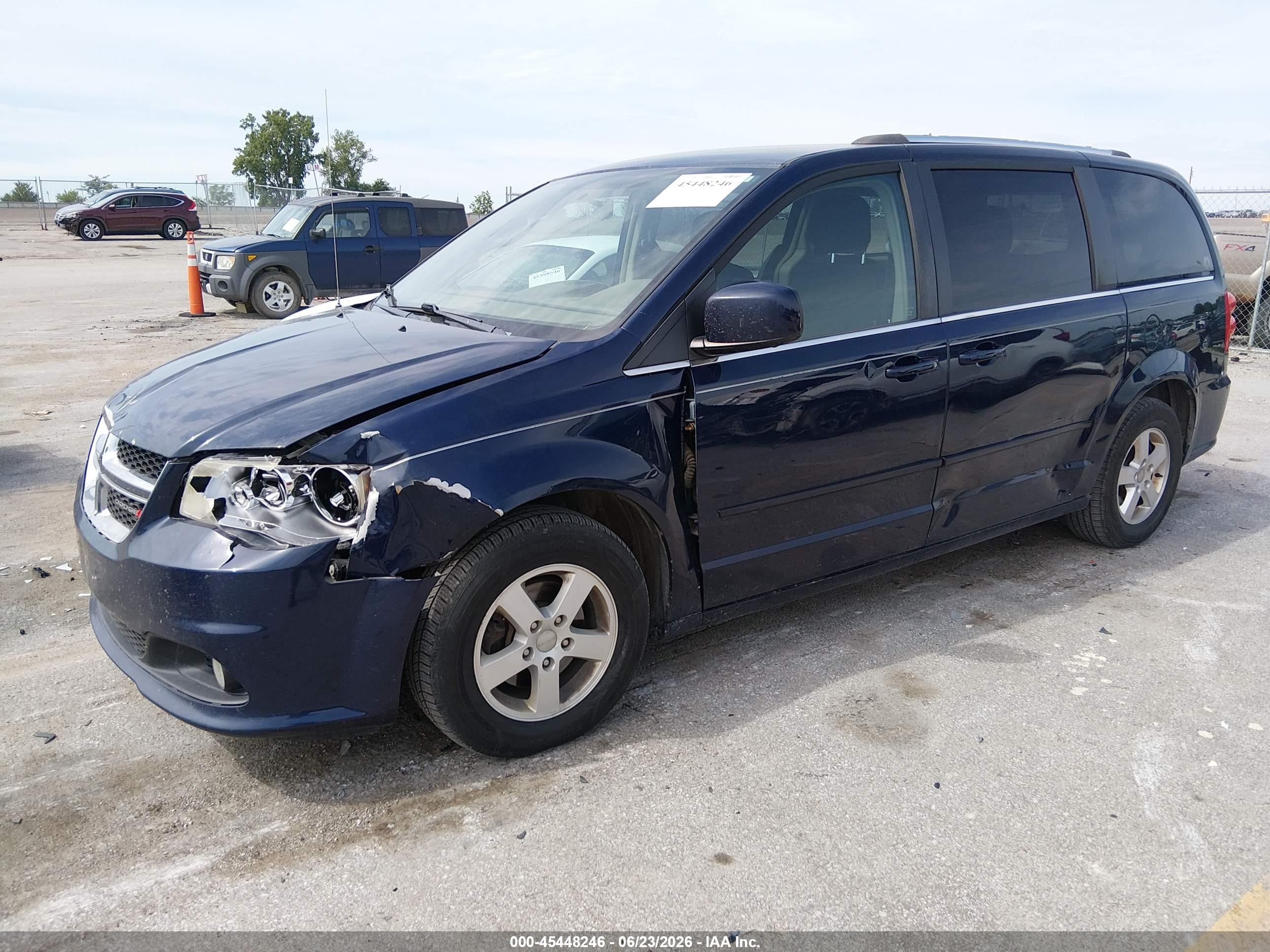 2013 Dodge Grand Caravan Crew Blue vin: 2C4RDGDG0DR549107