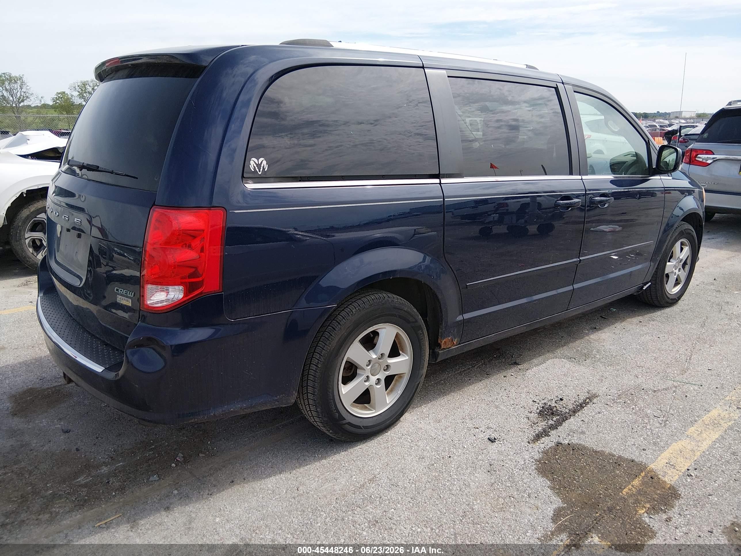 2013 Dodge Grand Caravan Crew Blue vin: 2C4RDGDG0DR549107