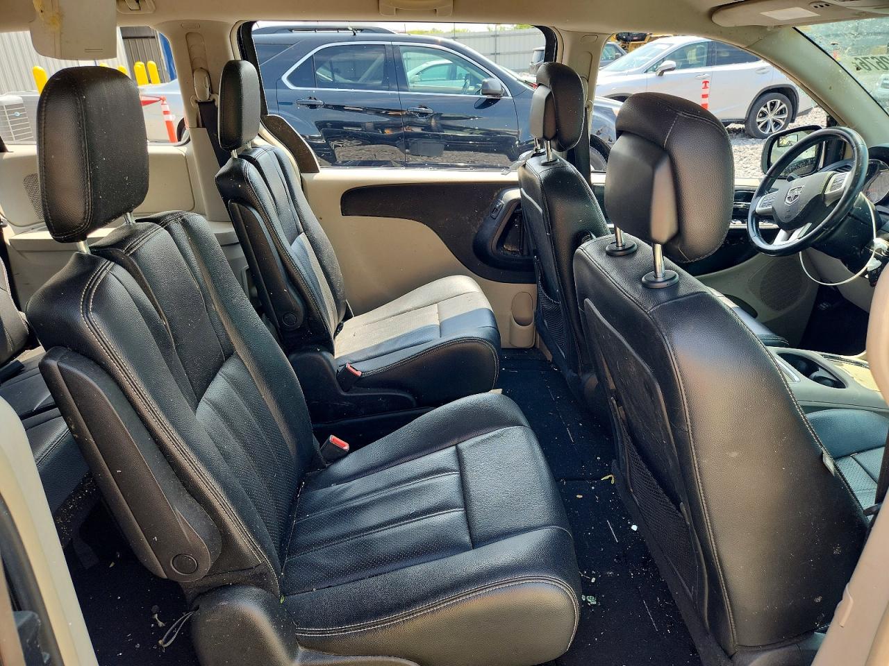 2015 Dodge Grand Caravan Crew Black vin: 2C4RDGDG0FR598777