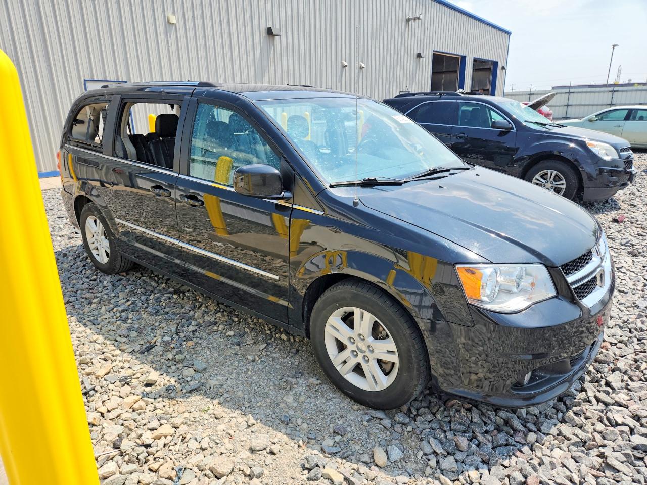 2015 Dodge Grand Caravan Crew Black vin: 2C4RDGDG0FR598777