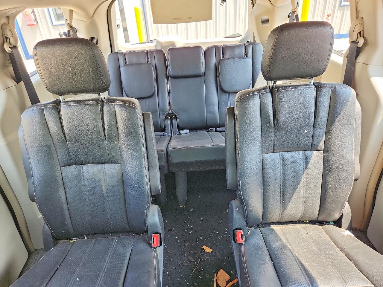 2015 Dodge Grand Caravan Crew Black vin: 2C4RDGDG0FR598777