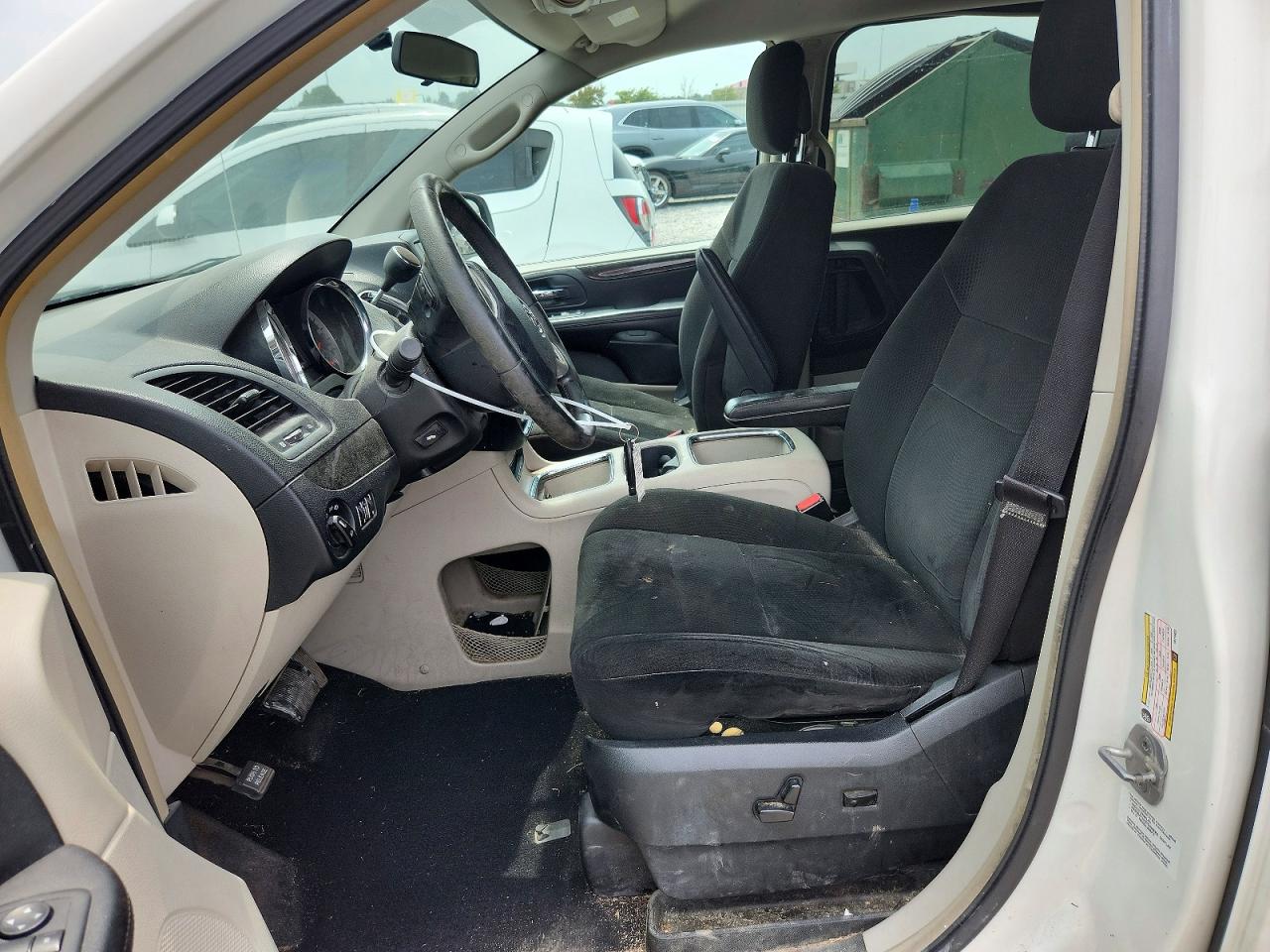 2012 Dodge Grand Caravan Crew White vin: 2C4RDGDG2CR110022
