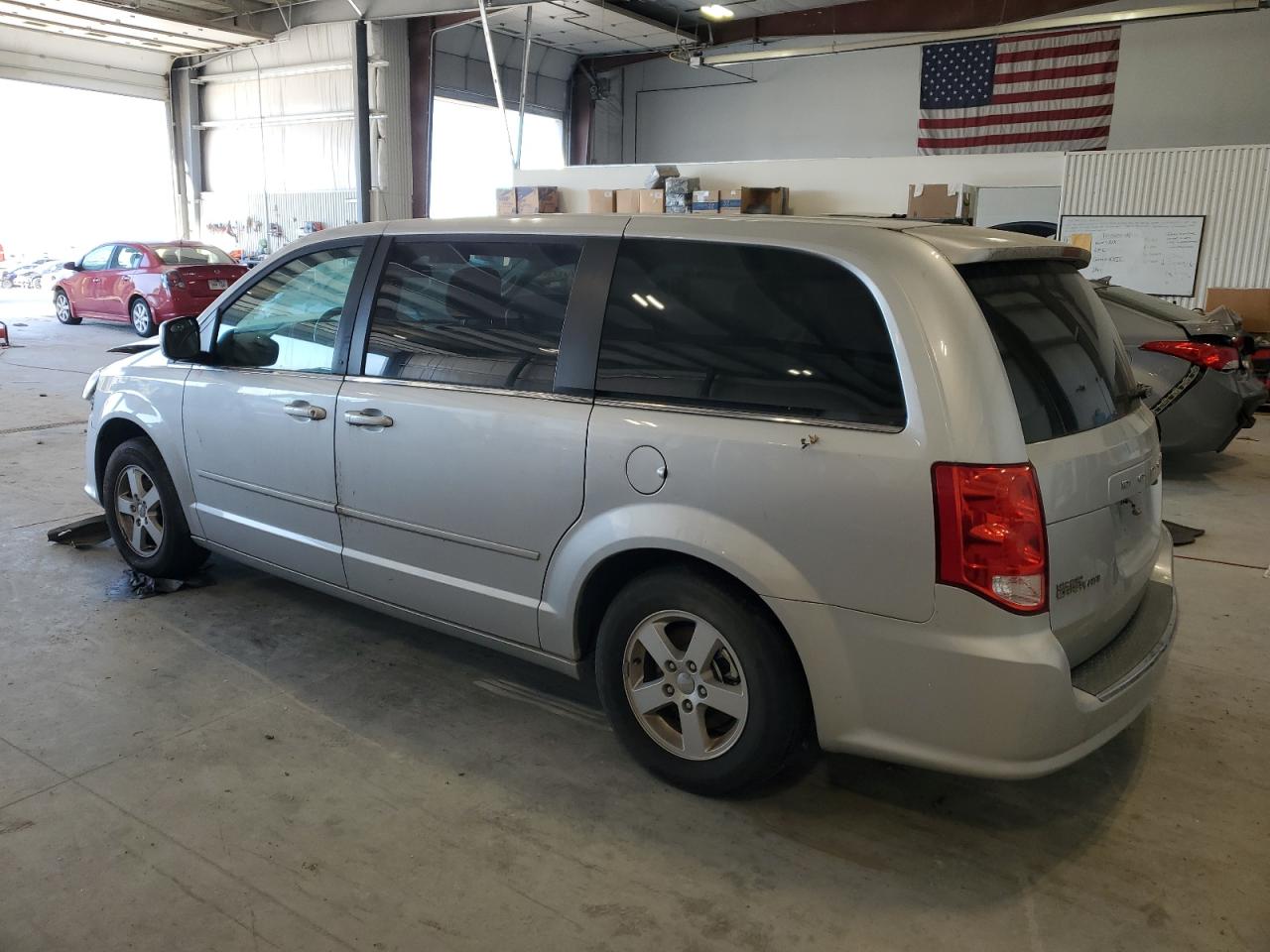2012 Dodge Grand Caravan Crew Silver vin: 2C4RDGDG2CR138631