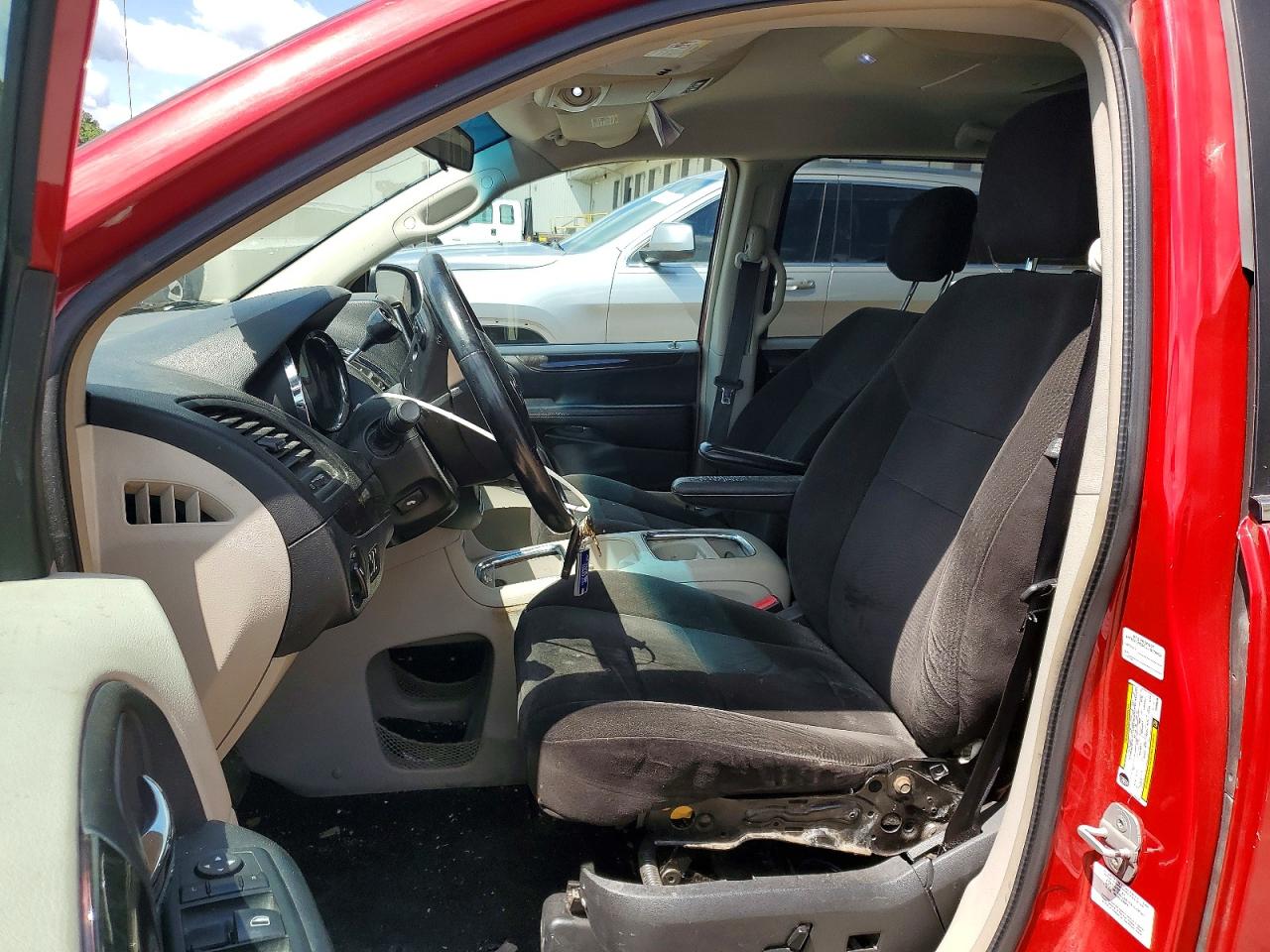 2012 Dodge Grand Caravan Crew Red vin: 2C4RDGDG2CR203056