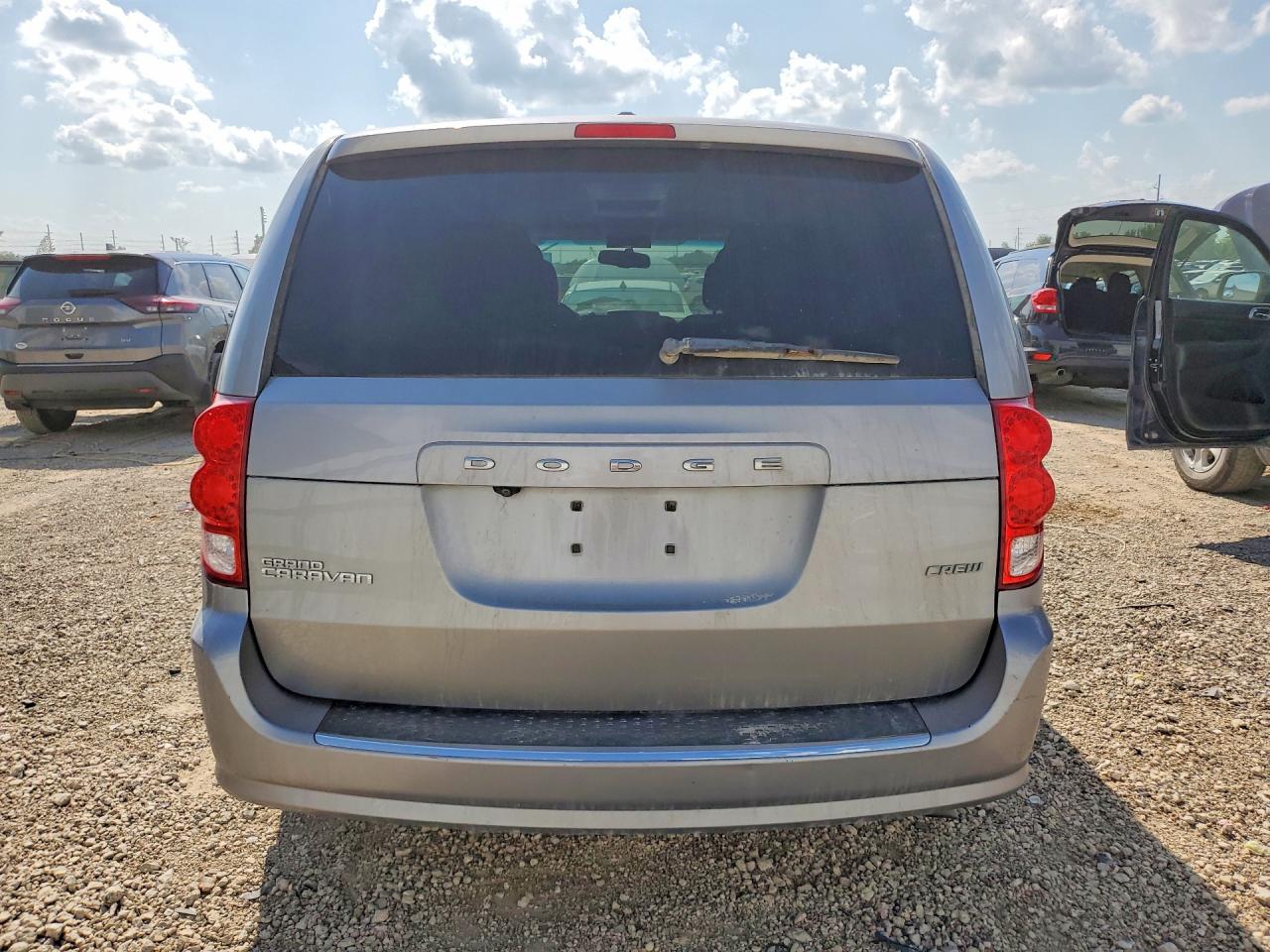 2013 Dodge Grand Caravan Crew Серебряный vin: 2C4RDGDG2DR619528