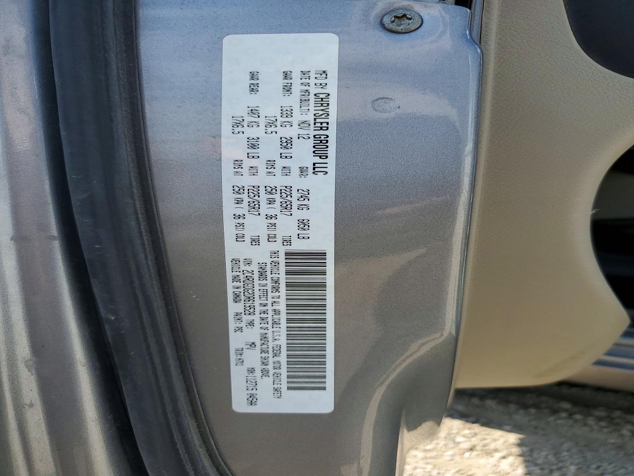2013 Dodge Grand Caravan Crew Серебряный vin: 2C4RDGDG2DR619528