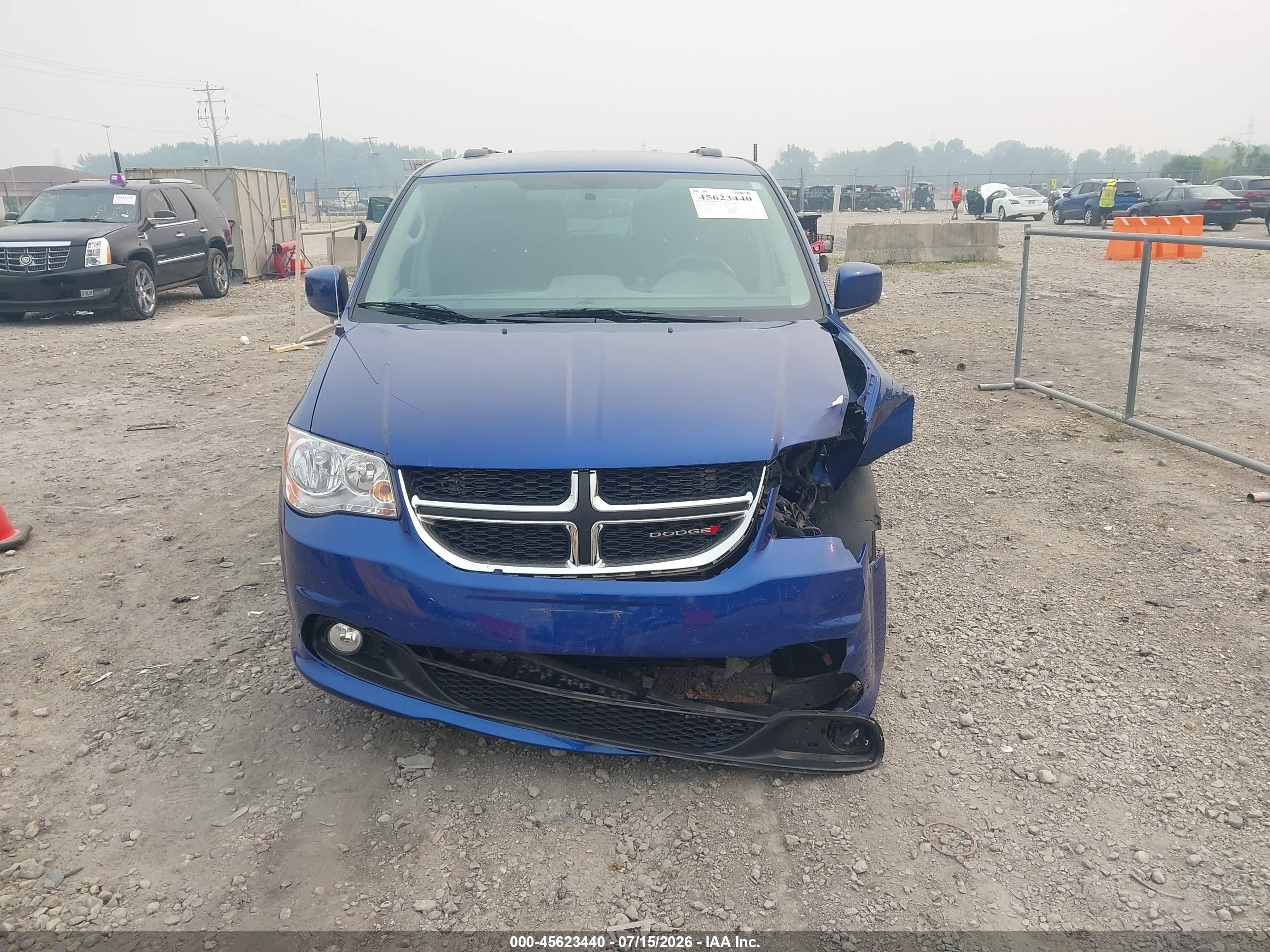 2013 Dodge Grand Caravan Crew Blue vin: 2C4RDGDG2DR660452