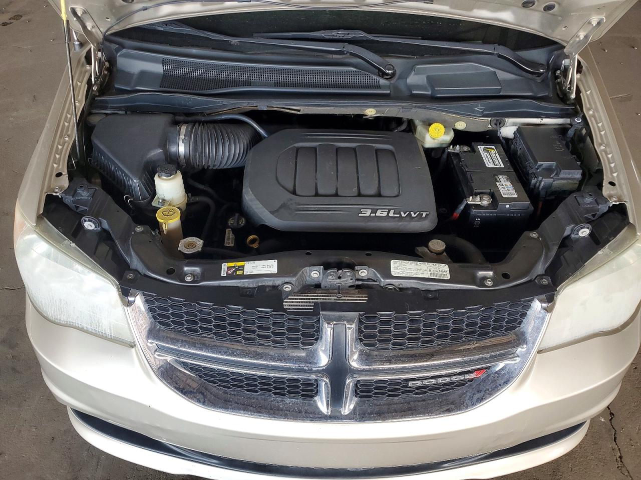 2013 Dodge Grand Caravan Crew Gold vin: 2C4RDGDG2DR693225
