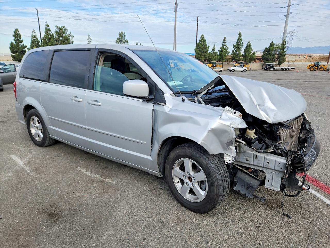 2012 Dodge Grand Caravan Crew Silver vin: 2C4RDGDG3CR110885