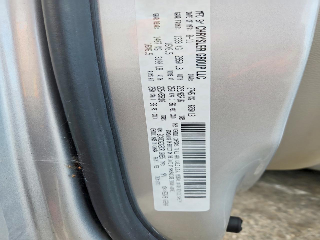 2012 Dodge Grand Caravan Crew Silver vin: 2C4RDGDG3CR110885
