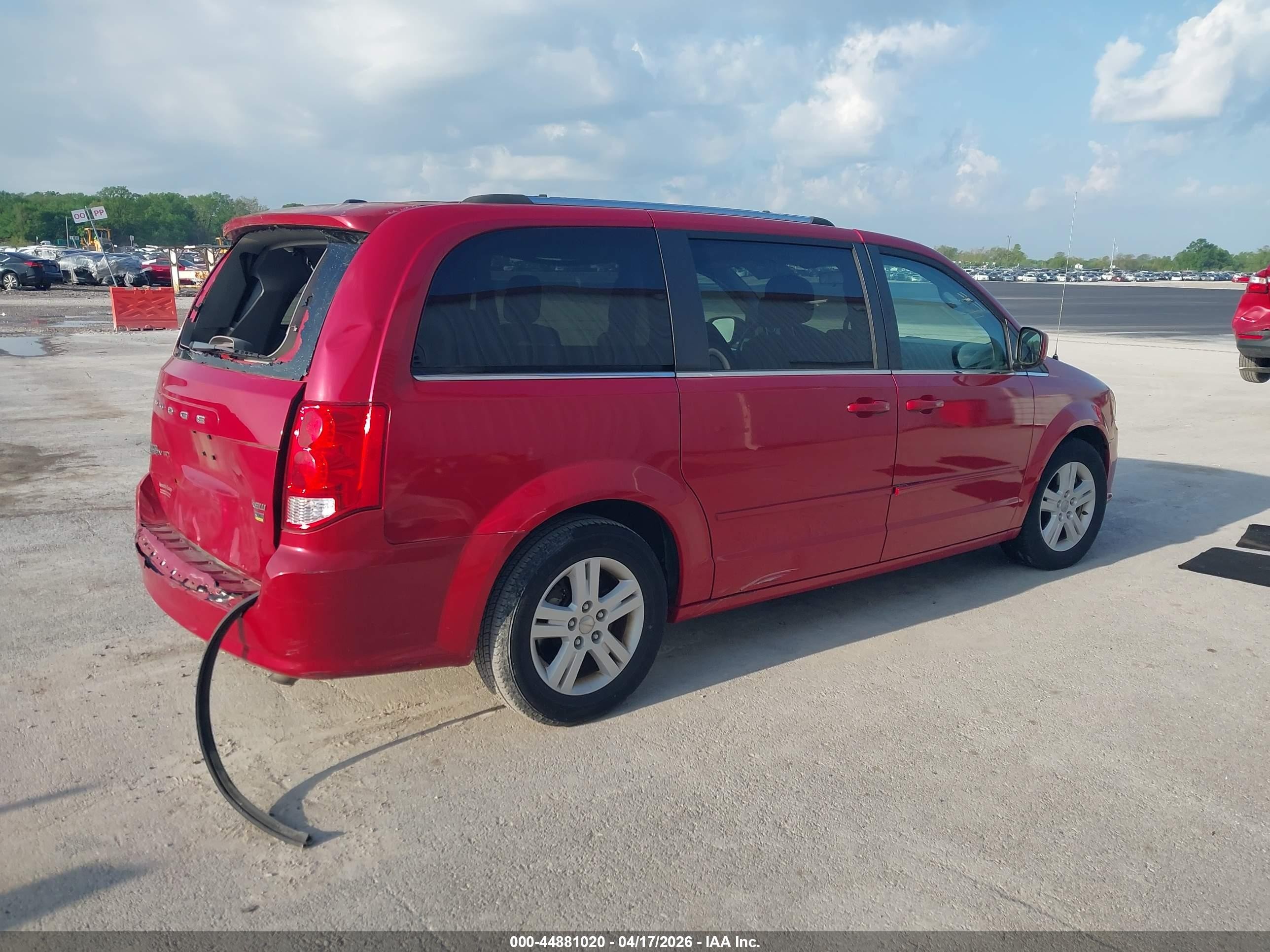 2012 Dodge Grand Caravan Crew Red vin: 2C4RDGDG3CR228922