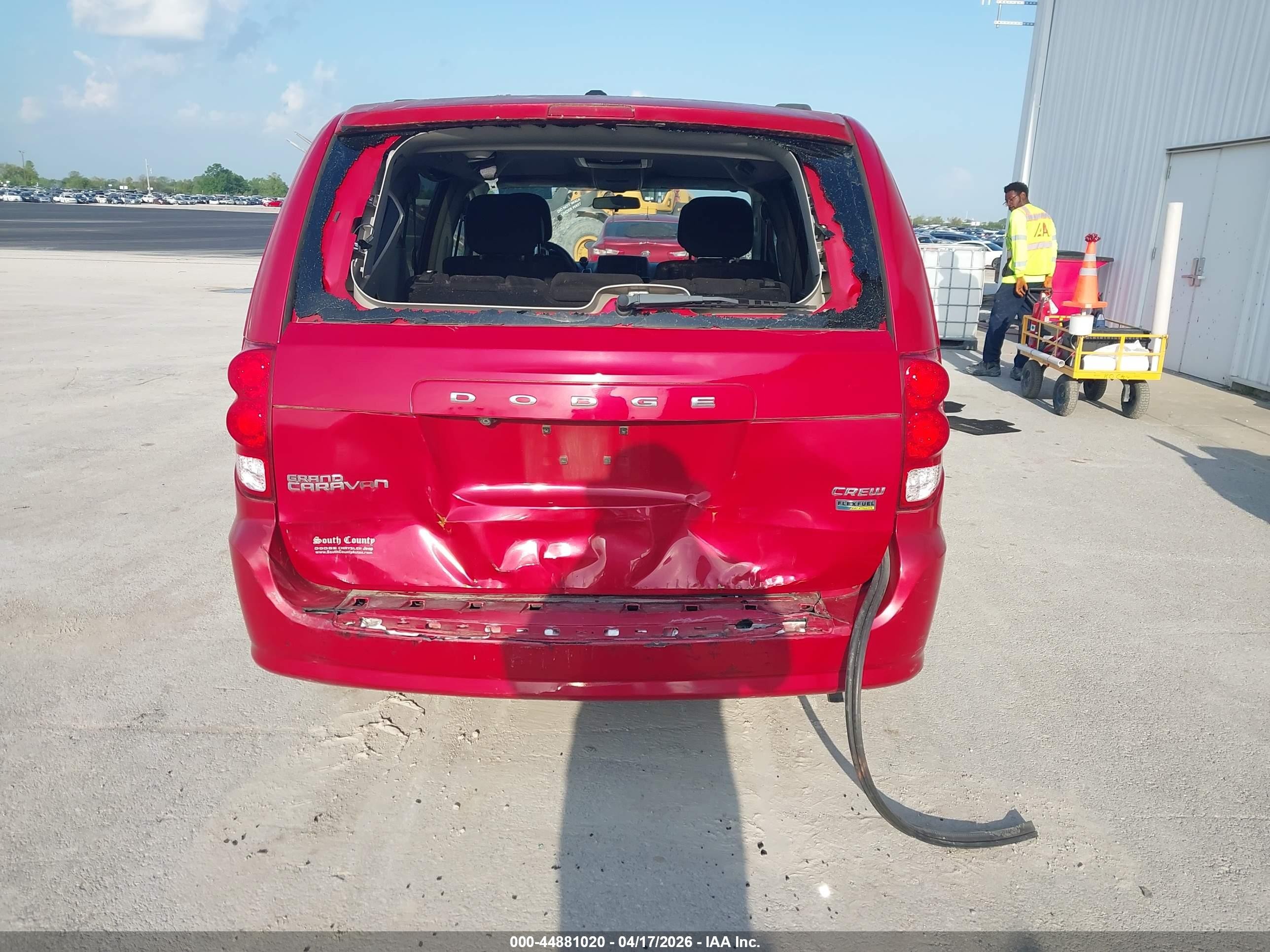 2012 Dodge Grand Caravan Crew Red vin: 2C4RDGDG3CR228922