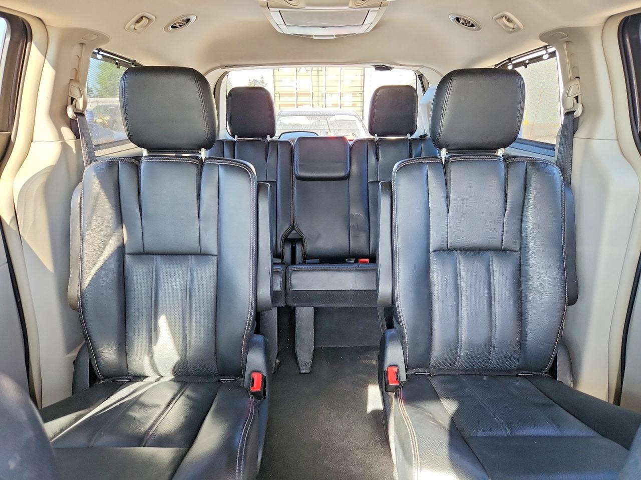 2015 Dodge Grand Caravan Crew Silver vin: 2C4RDGDG3FR681717