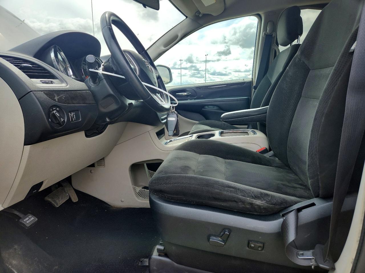 2016 Dodge Grand Caravan Crew Black vin: 2C4RDGDG3GR363789