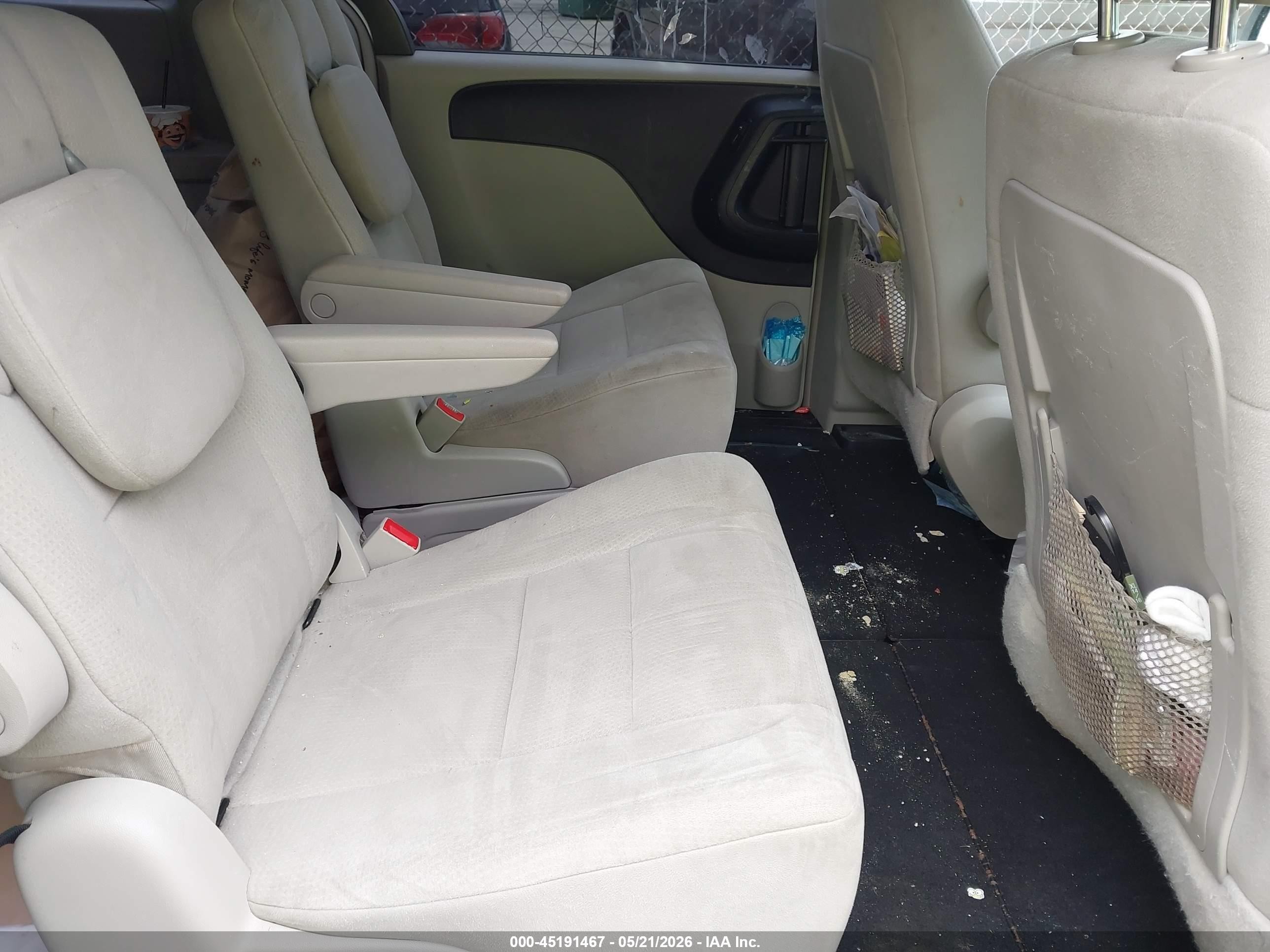 2012 Dodge Grand Caravan Crew White vin: 2C4RDGDG4CR109521