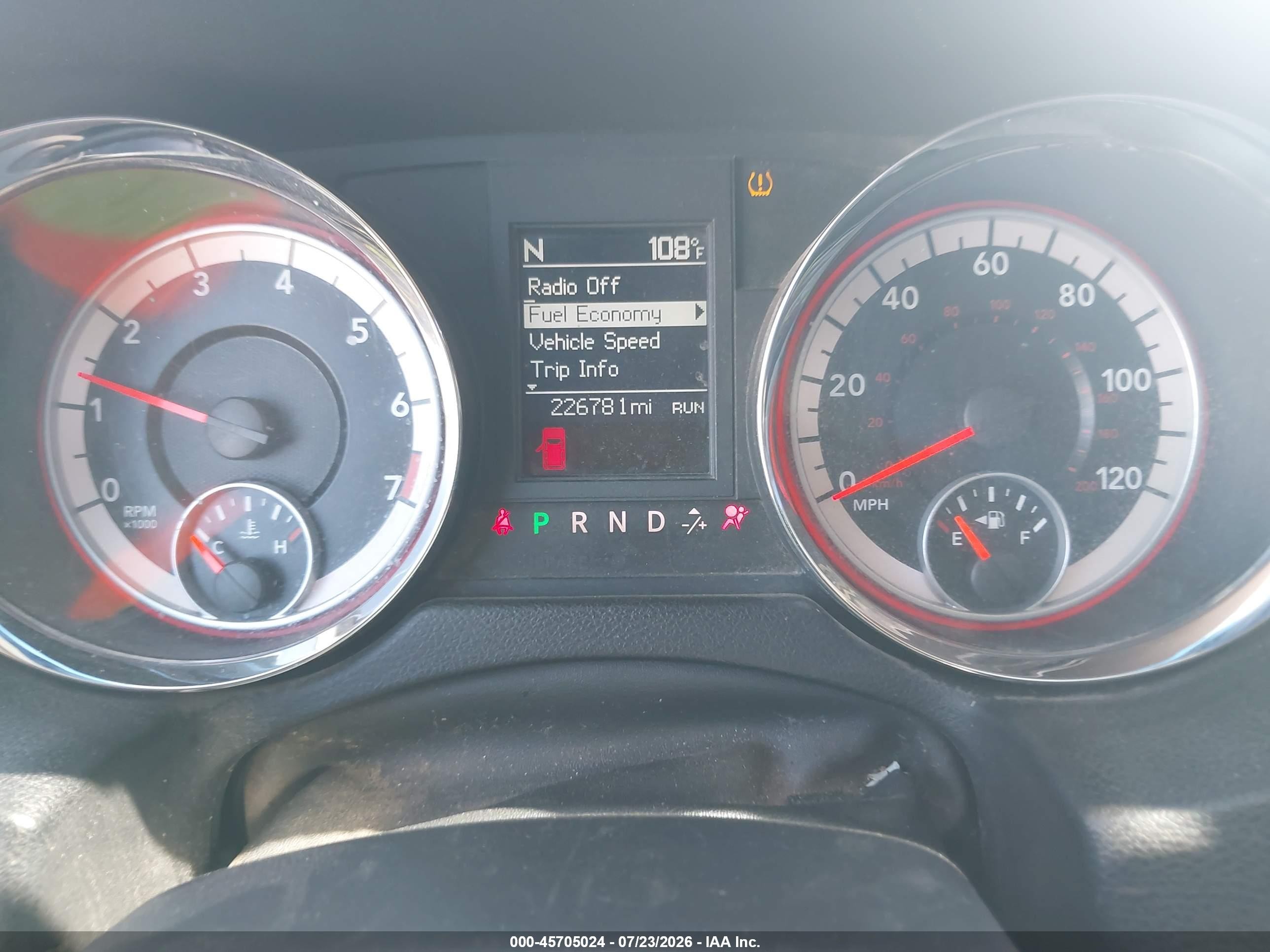 2012 Dodge Grand Caravan Crew Серебряный vin: 2C4RDGDG4CR146021