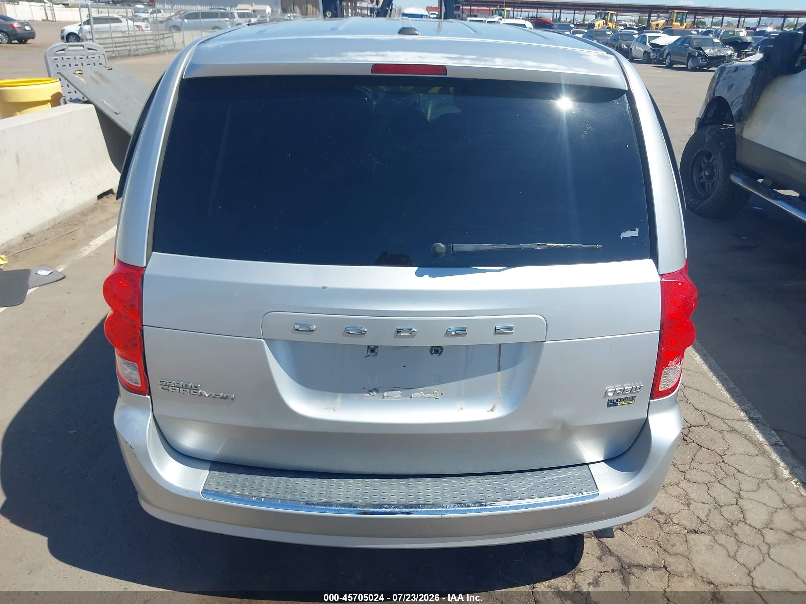 2012 Dodge Grand Caravan Crew Серебряный vin: 2C4RDGDG4CR146021