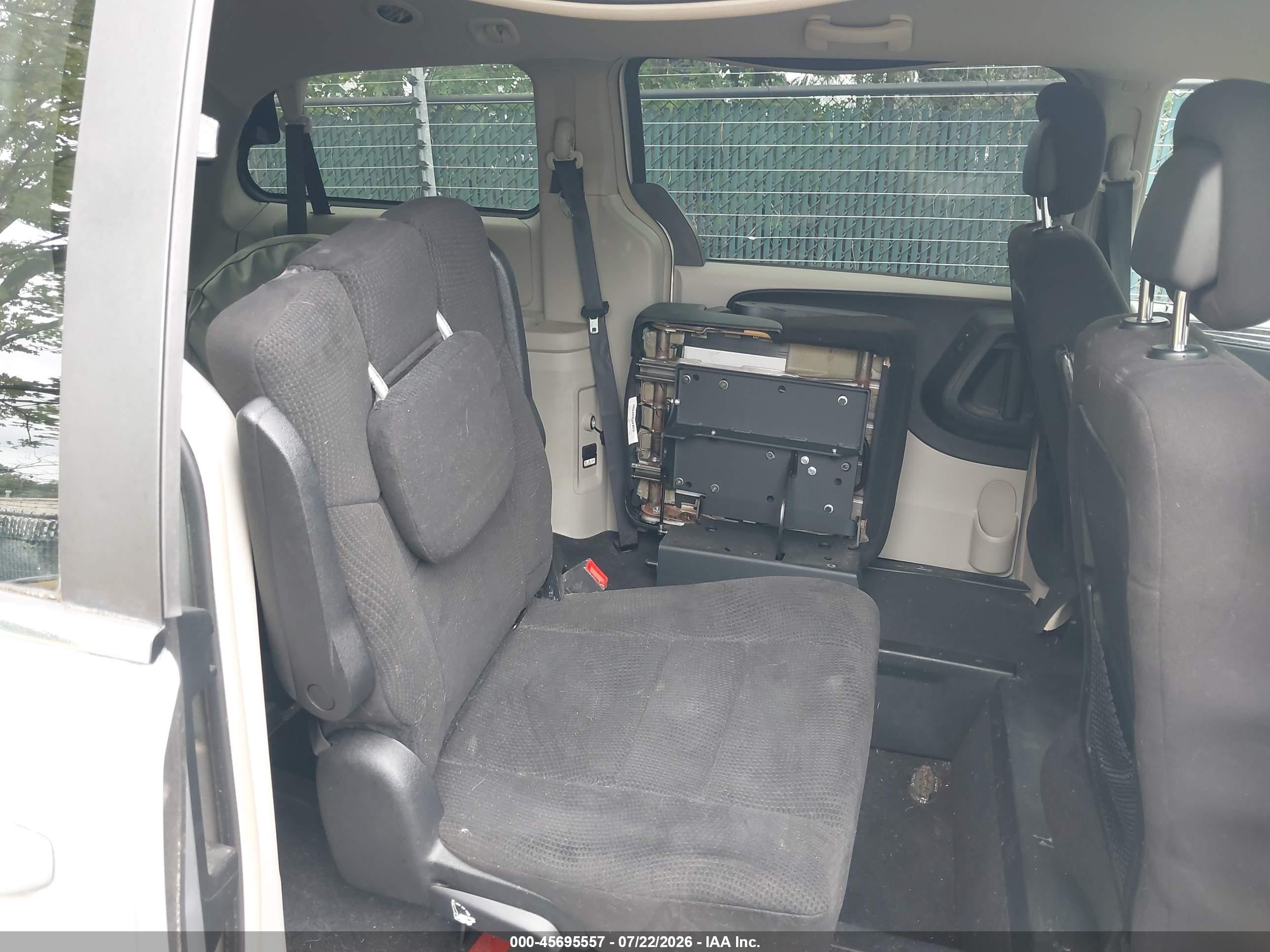 2012 Dodge Grand Caravan Crew Серебряный vin: 2C4RDGDG4CR174532