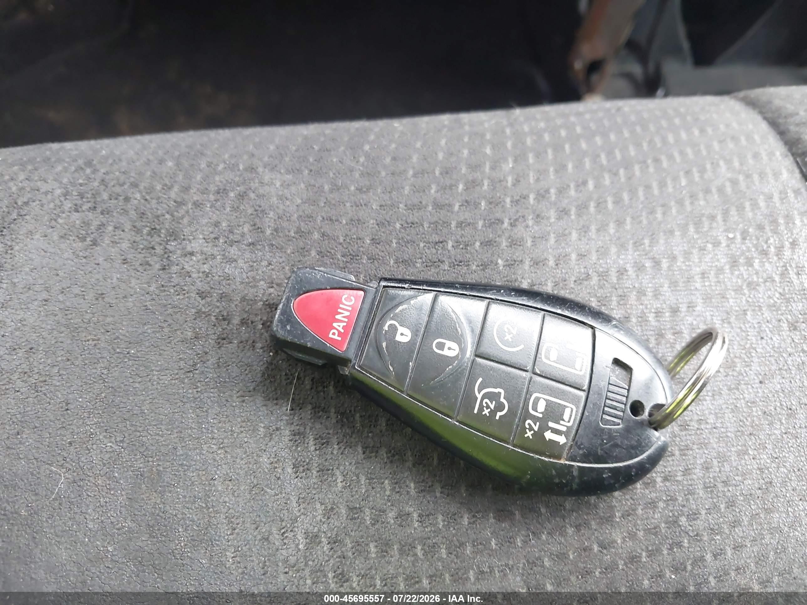 2012 Dodge Grand Caravan Crew Серебряный vin: 2C4RDGDG4CR174532