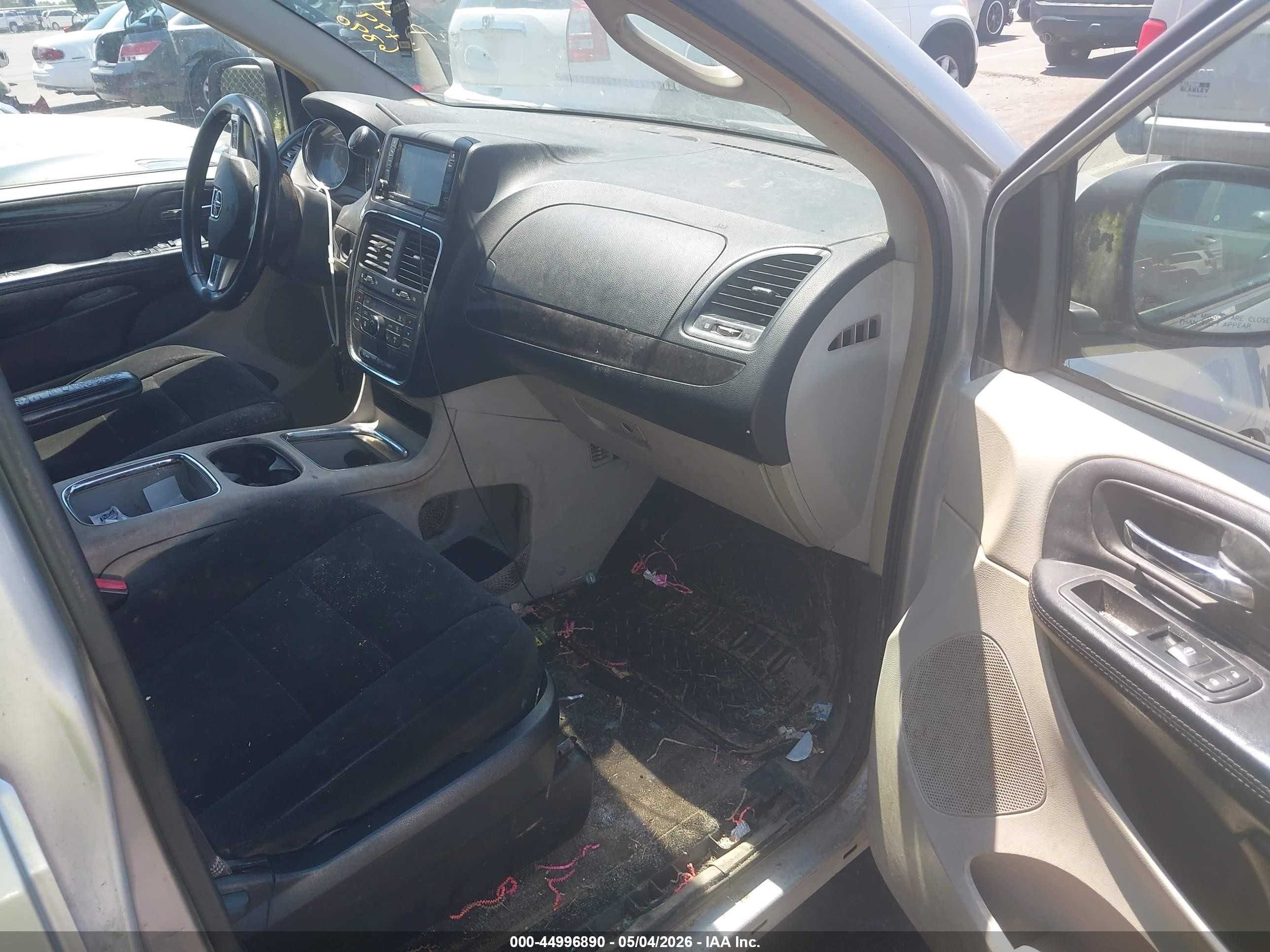 2012 Dodge Grand Caravan Crew Silver vin: 2C4RDGDG4CR328219