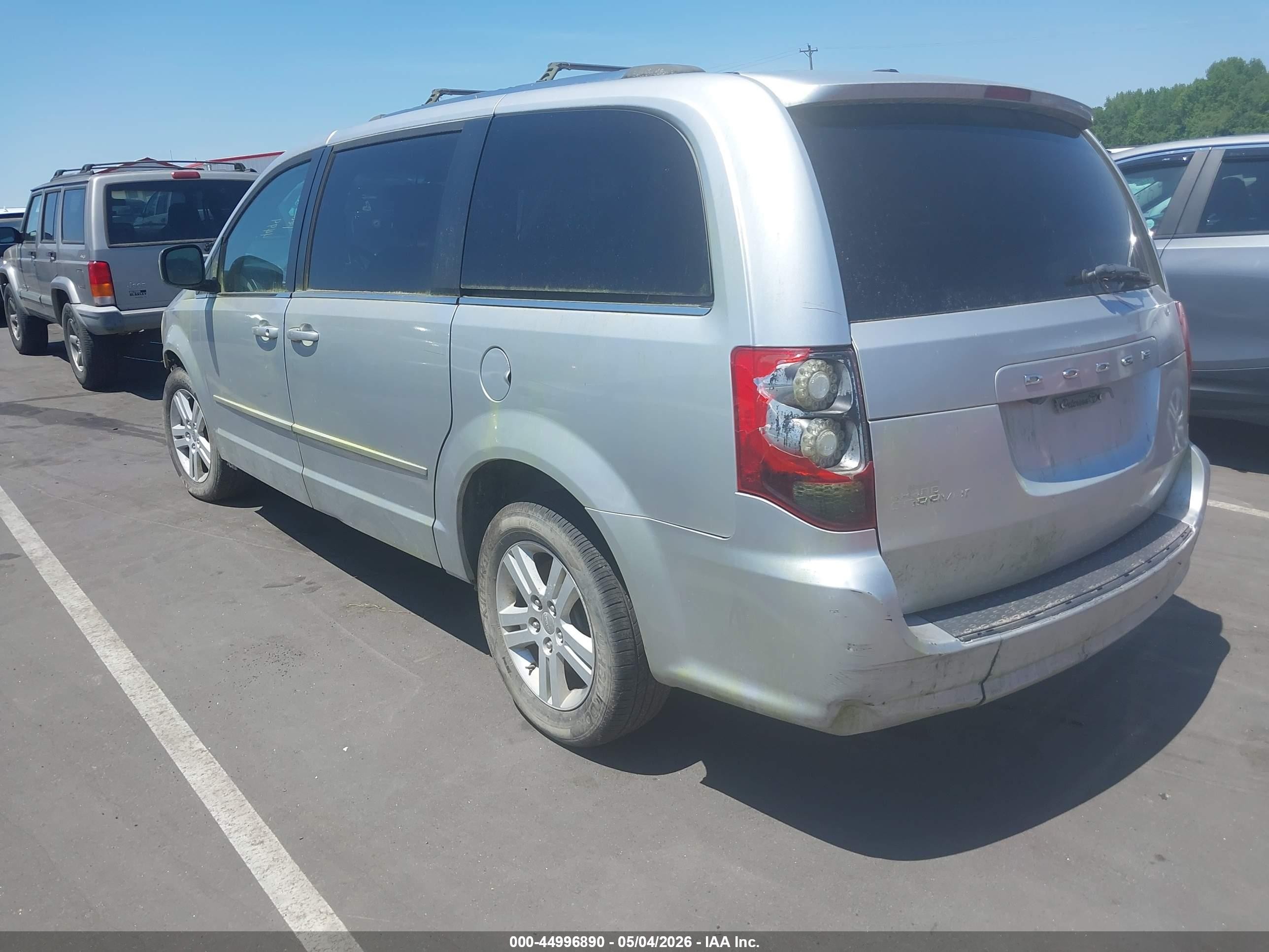 2012 Dodge Grand Caravan Crew Silver vin: 2C4RDGDG4CR328219