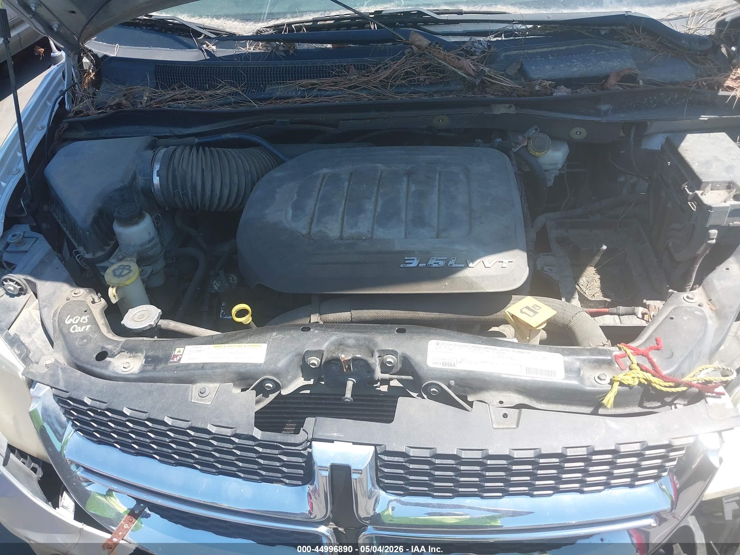 2012 Dodge Grand Caravan Crew Silver vin: 2C4RDGDG4CR328219