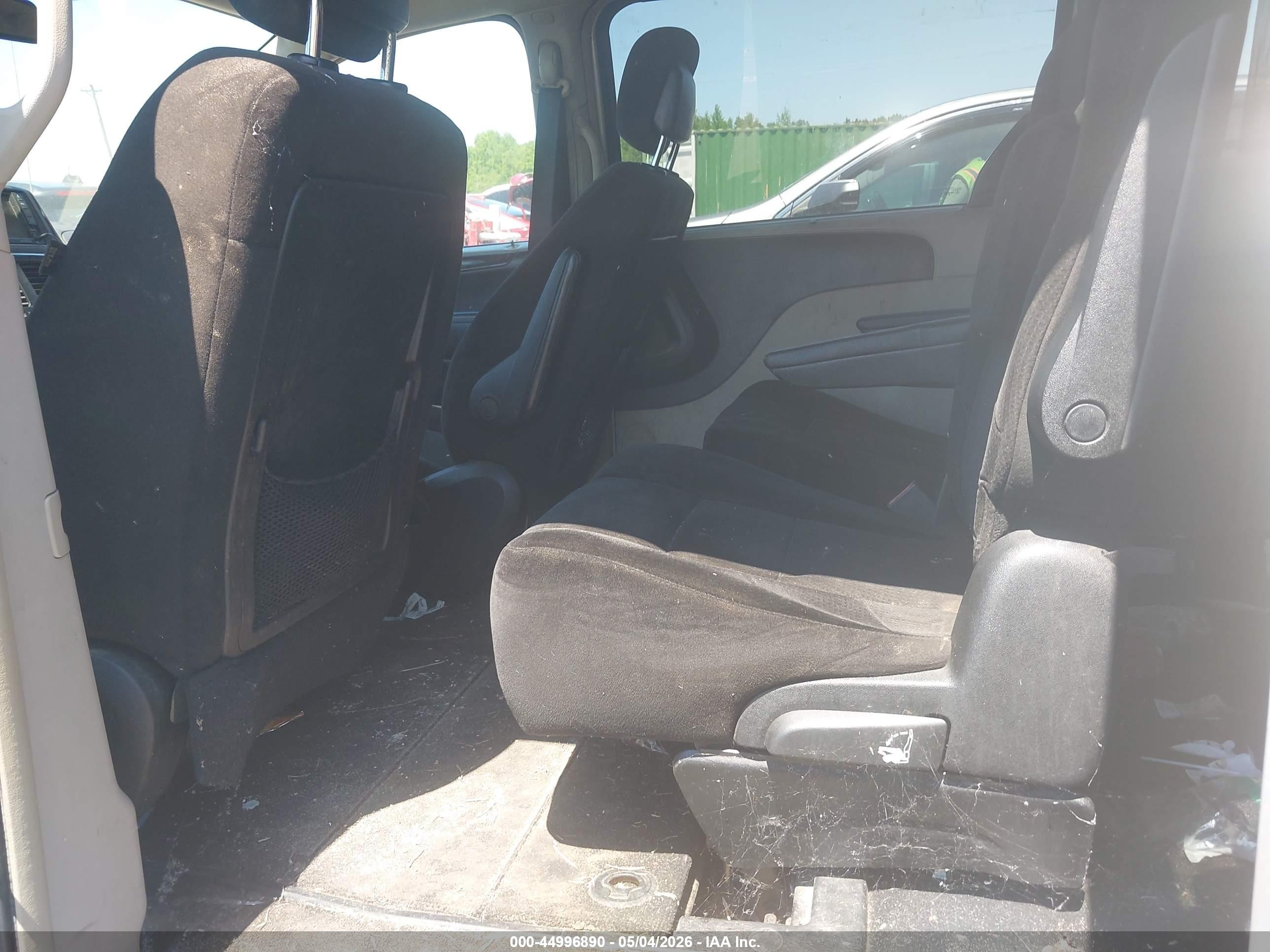 2012 Dodge Grand Caravan Crew Silver vin: 2C4RDGDG4CR328219