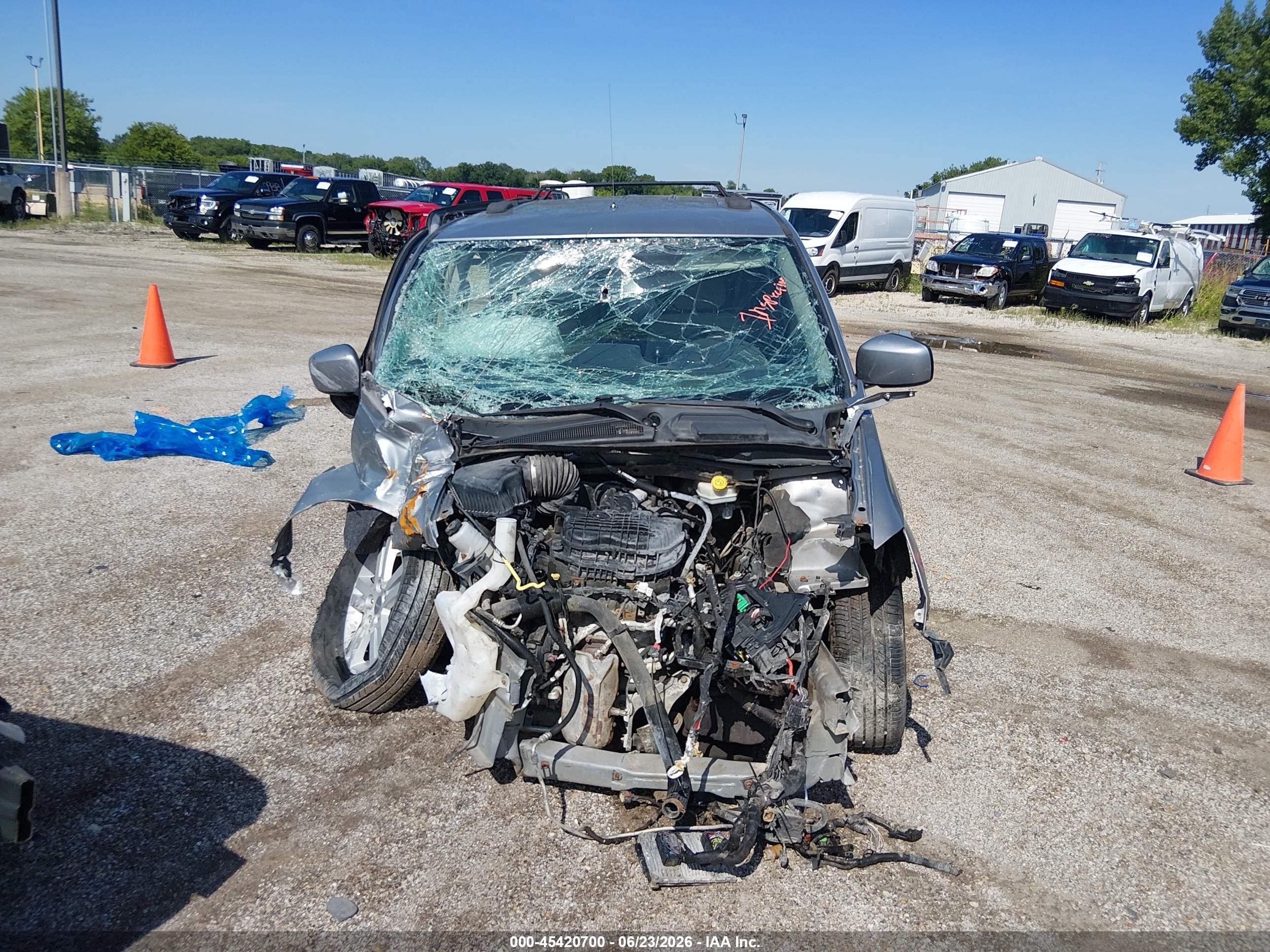 2013 Dodge Grand Caravan Crew Silver vin: 2C4RDGDG4DR617862