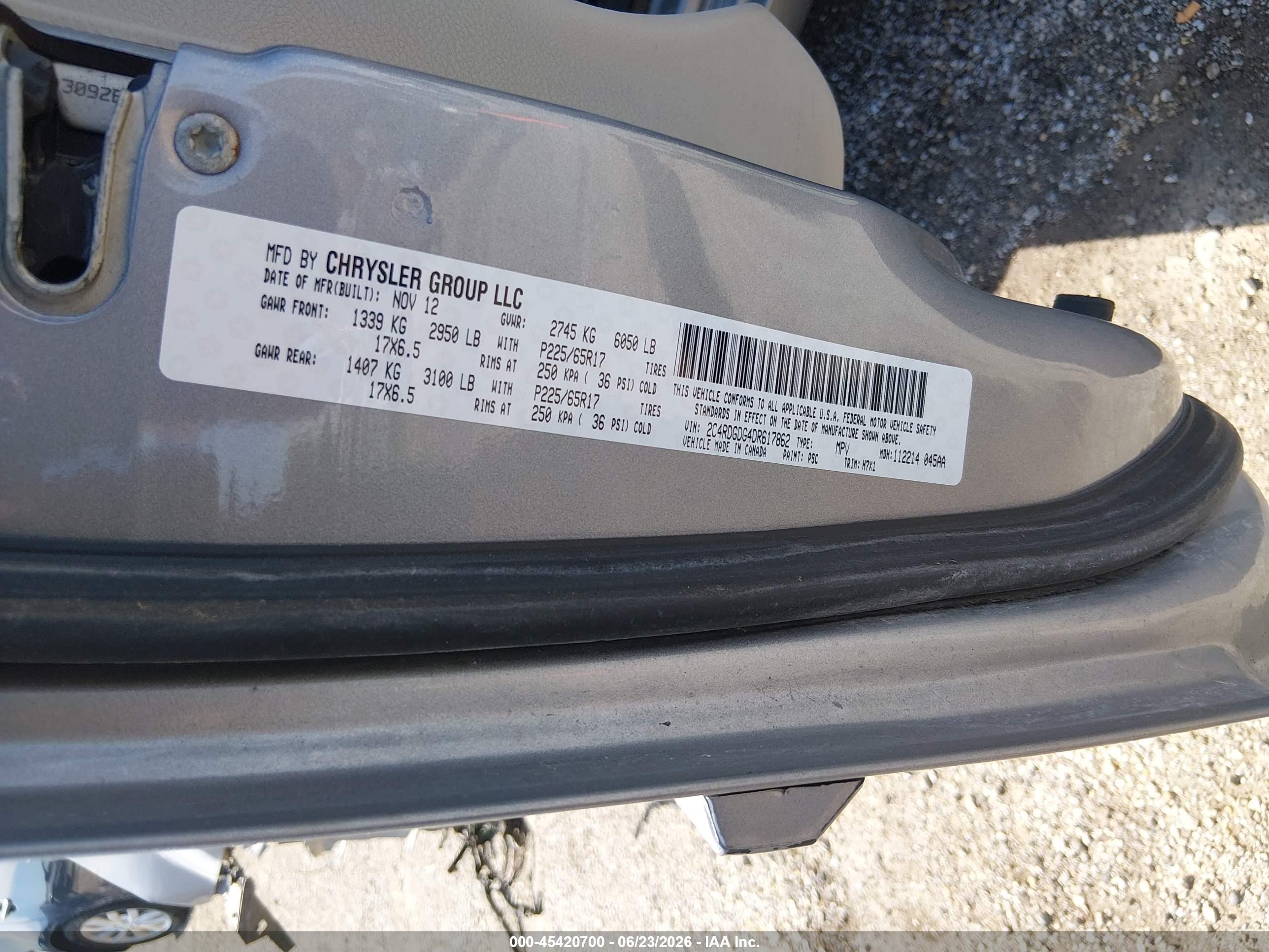 2013 Dodge Grand Caravan Crew Silver vin: 2C4RDGDG4DR617862