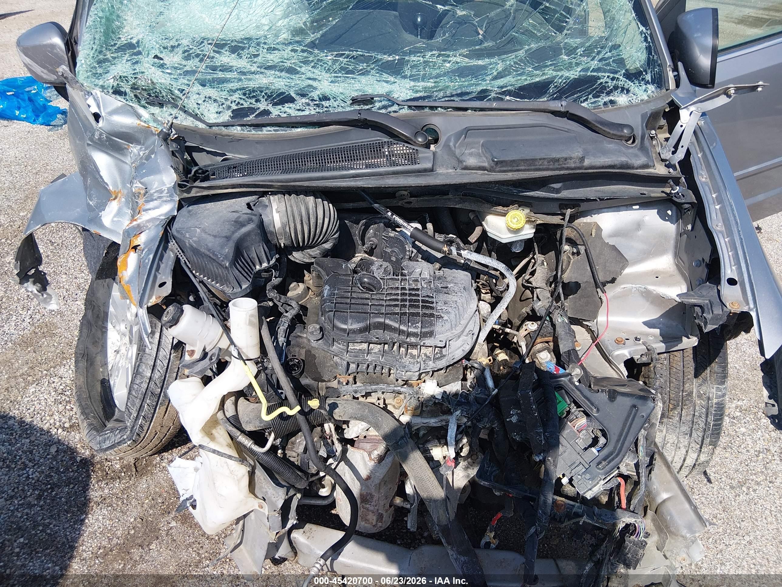 2013 Dodge Grand Caravan Crew Silver vin: 2C4RDGDG4DR617862