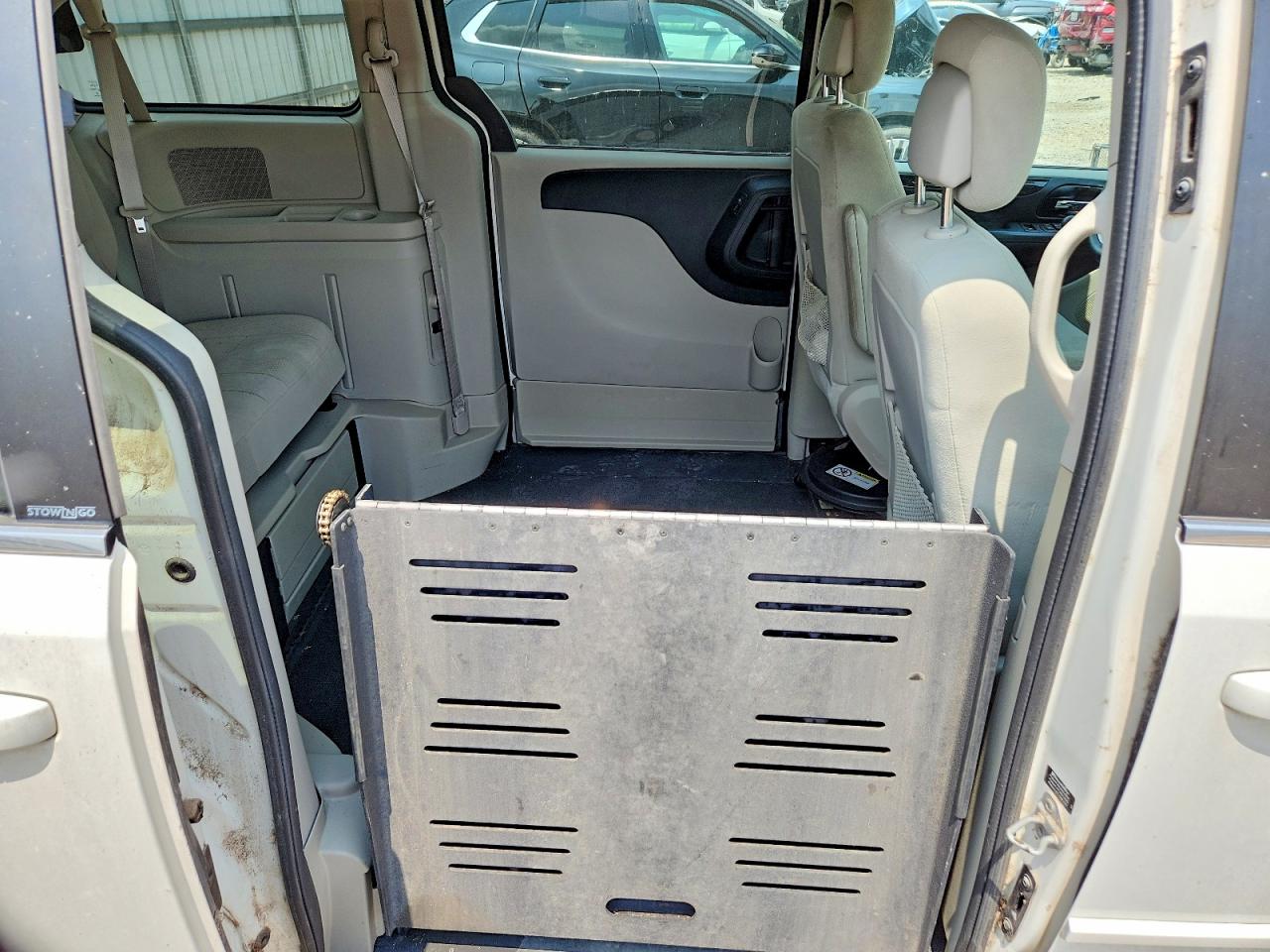 2013 Dodge Grand Caravan White vin: 2C4RDGDG4DR781015