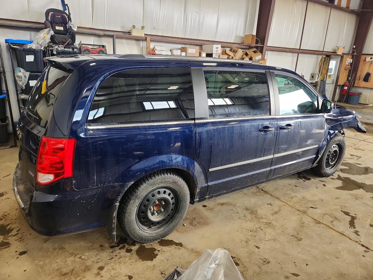 2015 Dodge Grand Caravan Crew Blue vin: 2C4RDGDG4FR585921