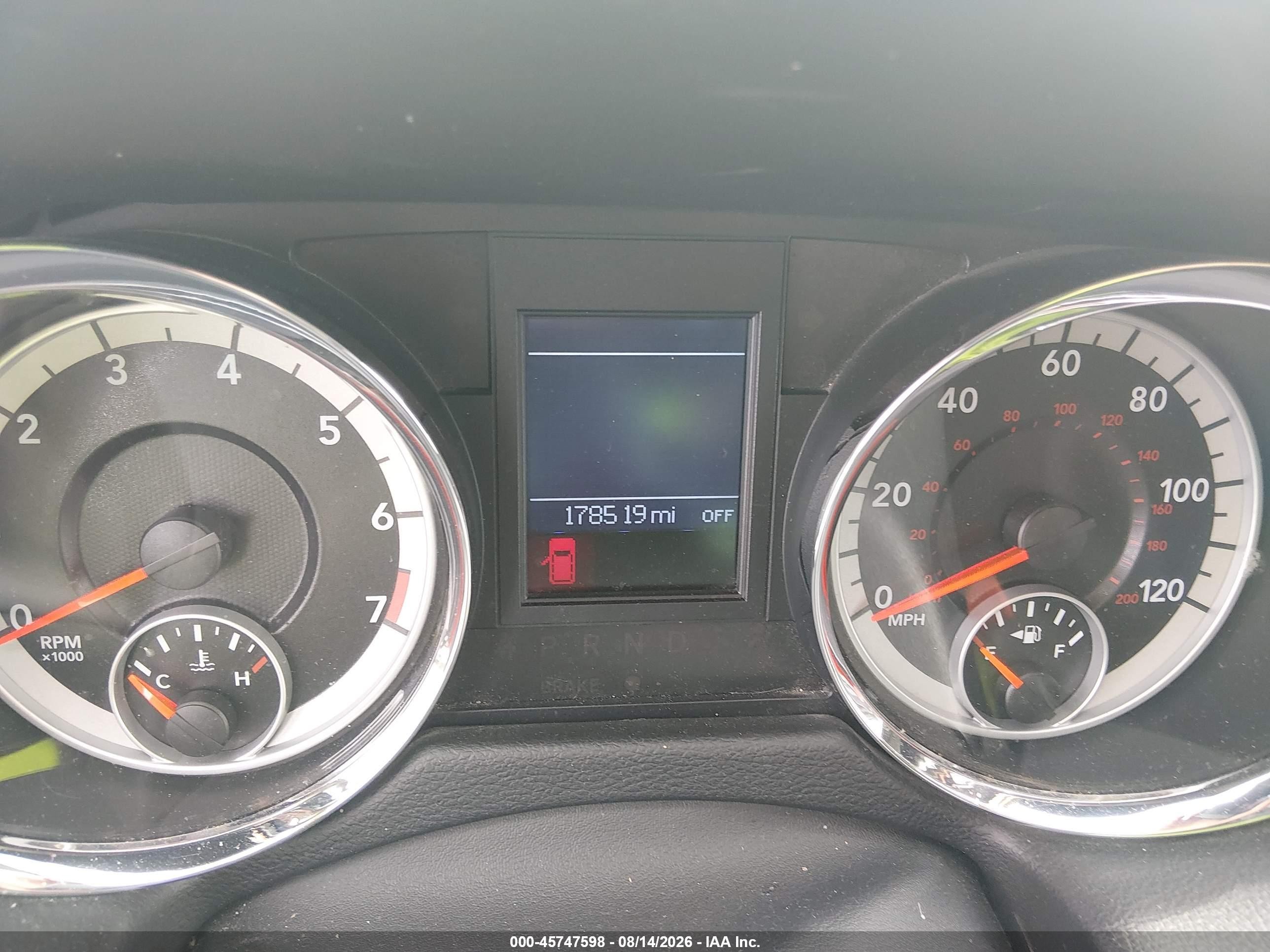 2012 Dodge Grand Caravan Crew White vin: 2C4RDGDG5CR115375