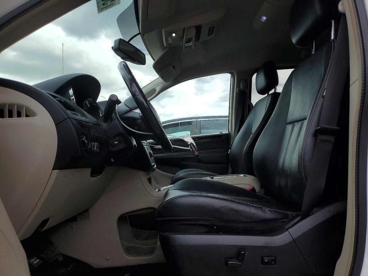 2013 Dodge Grand Caravan Crew White vin: 2C4RDGDG5DR812403