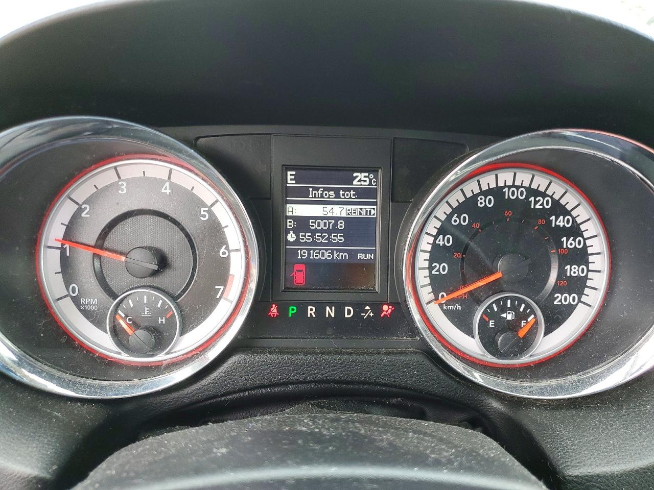2013 Dodge Grand Caravan Crew White vin: 2C4RDGDG5DR812403