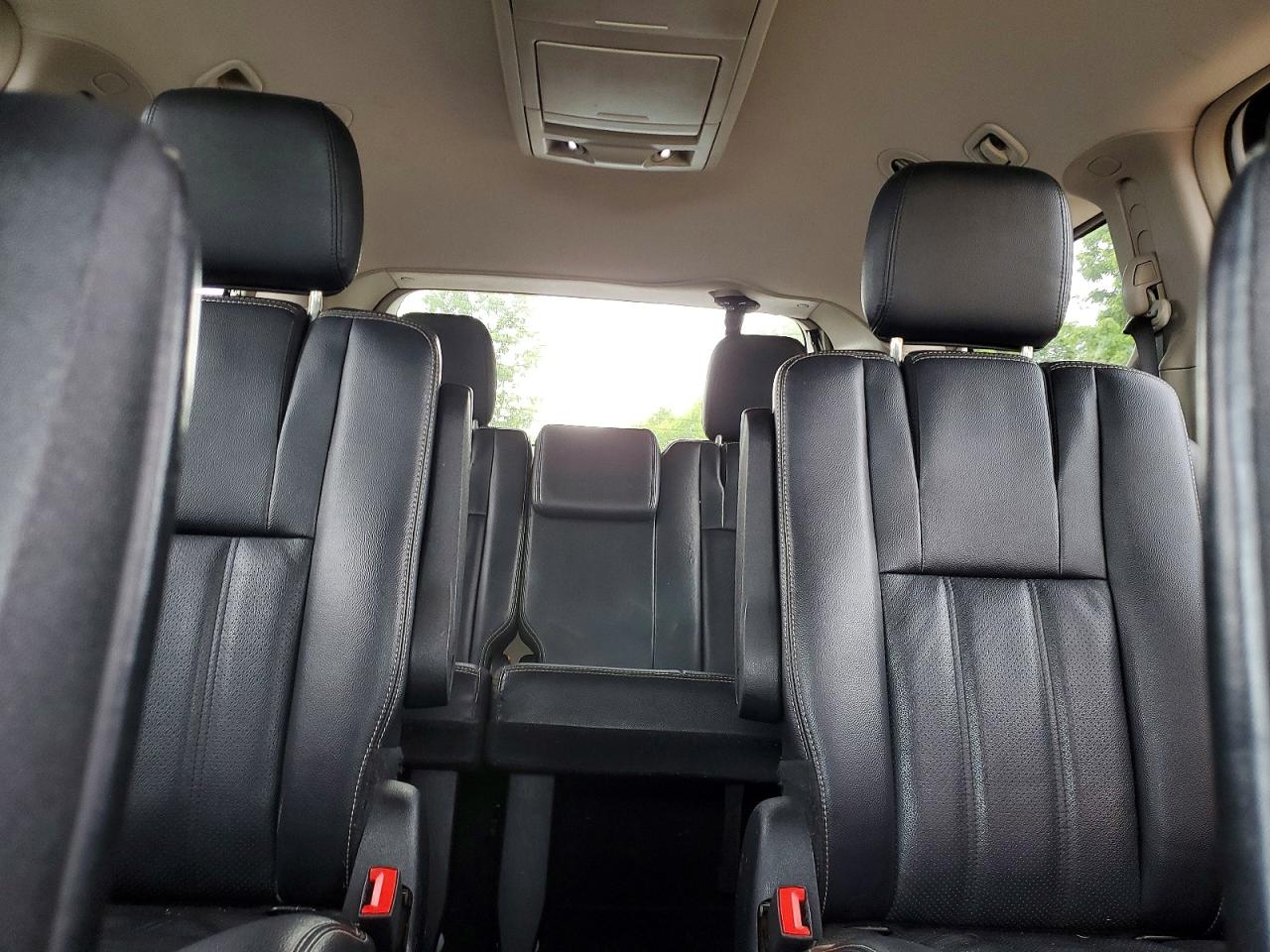 2013 Dodge Grand Caravan Crew White vin: 2C4RDGDG5DR812403