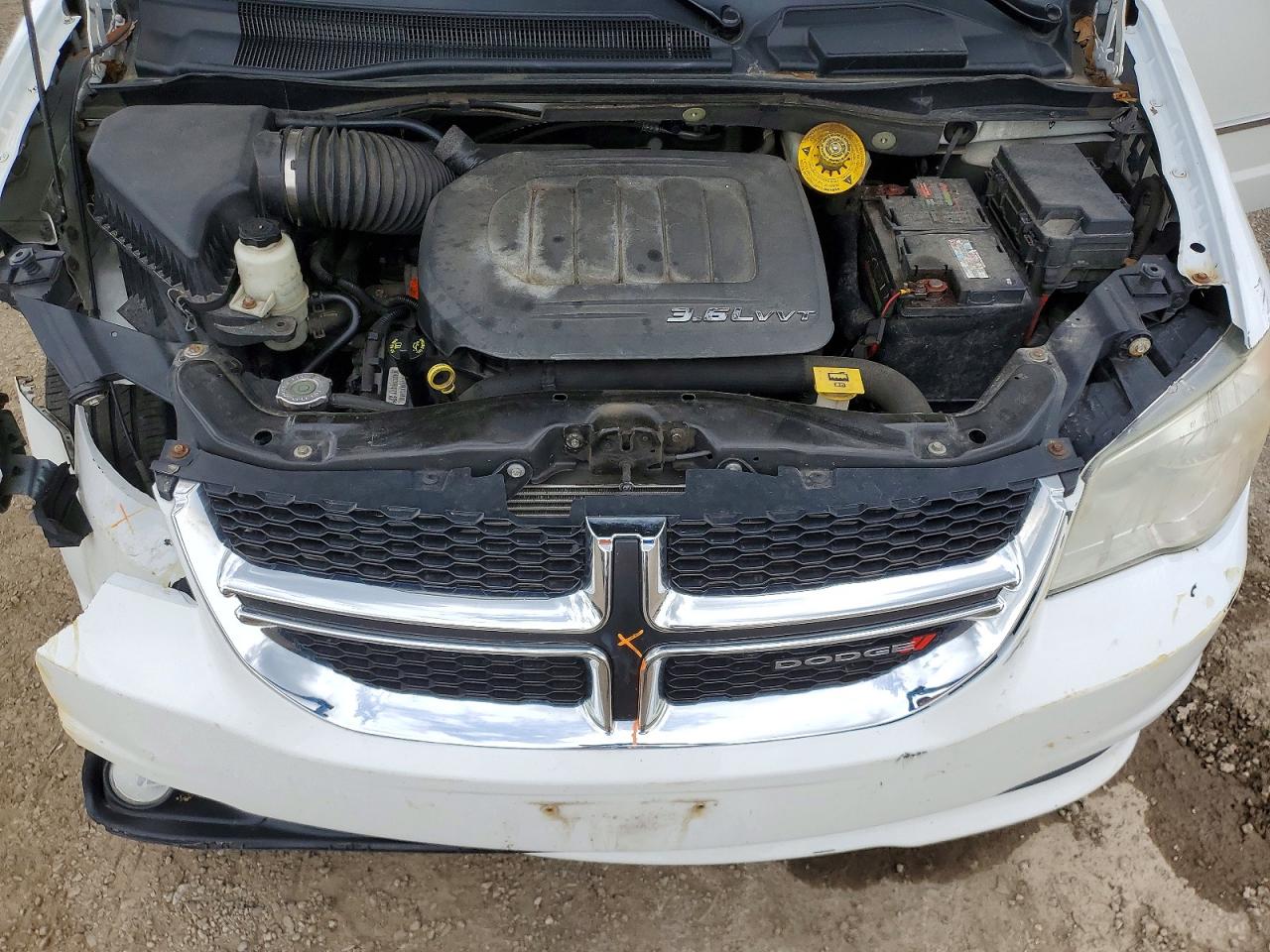 2013 Dodge Grand Caravan Crew White vin: 2C4RDGDG5DR812403
