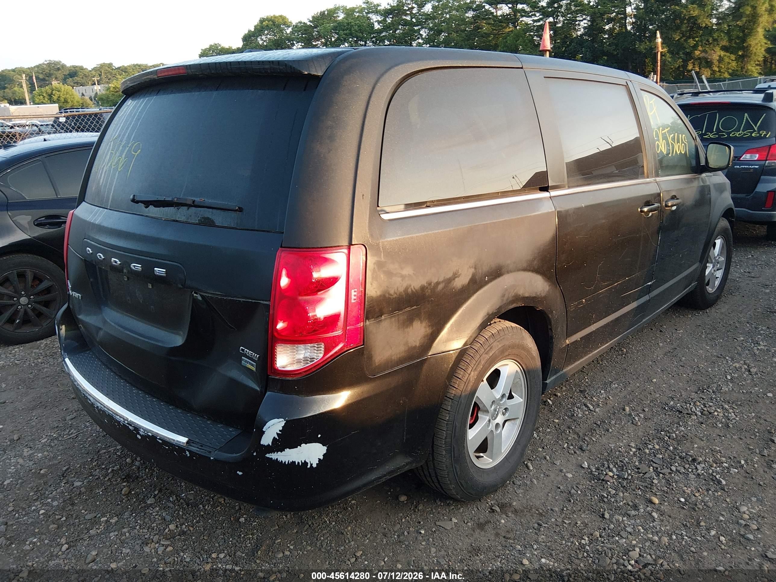2012 Dodge Grand Caravan Crew Black vin: 2C4RDGDG6CR108998