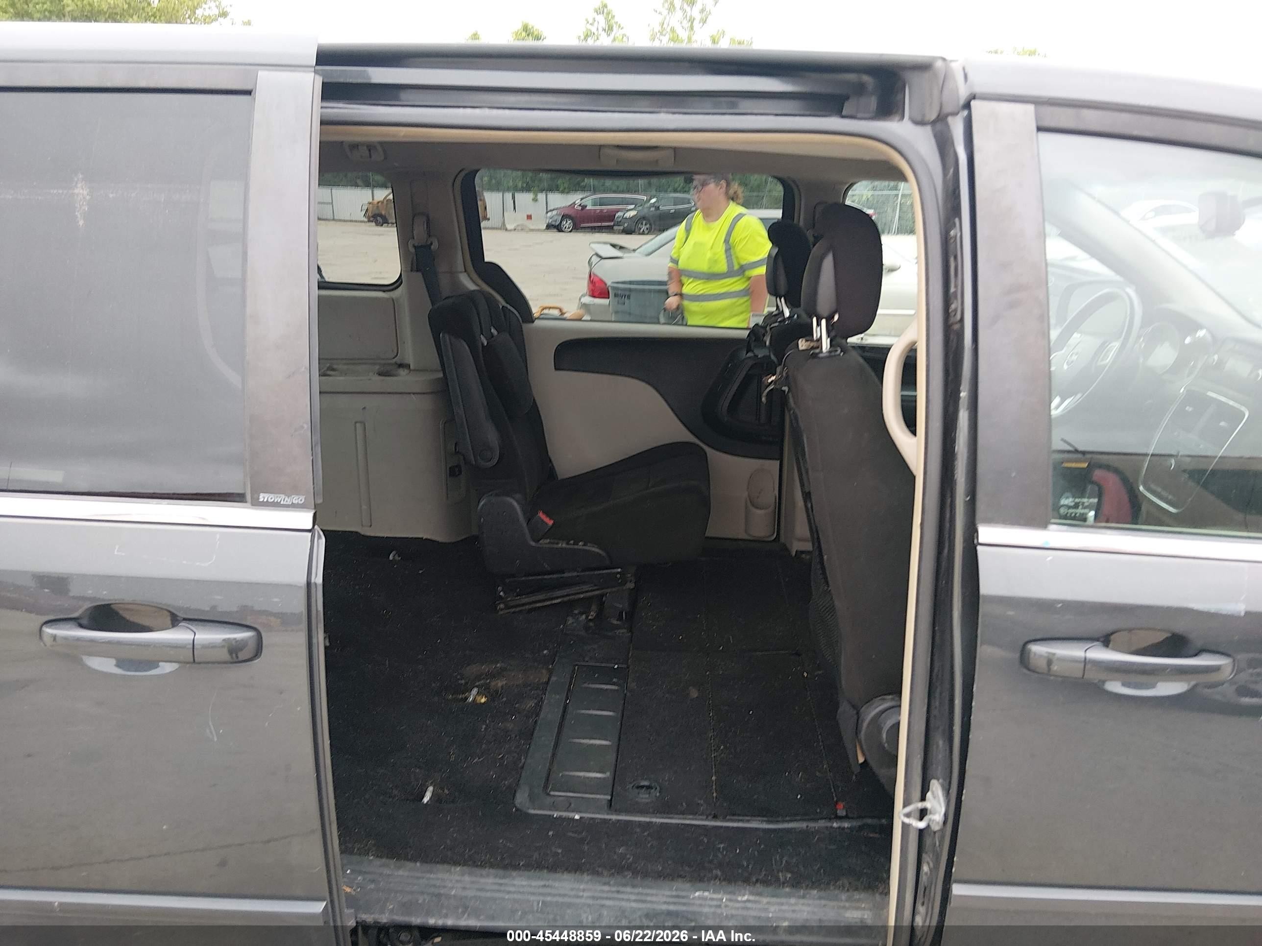 2012 Dodge Grand Caravan Crew Black vin: 2C4RDGDG6CR109813