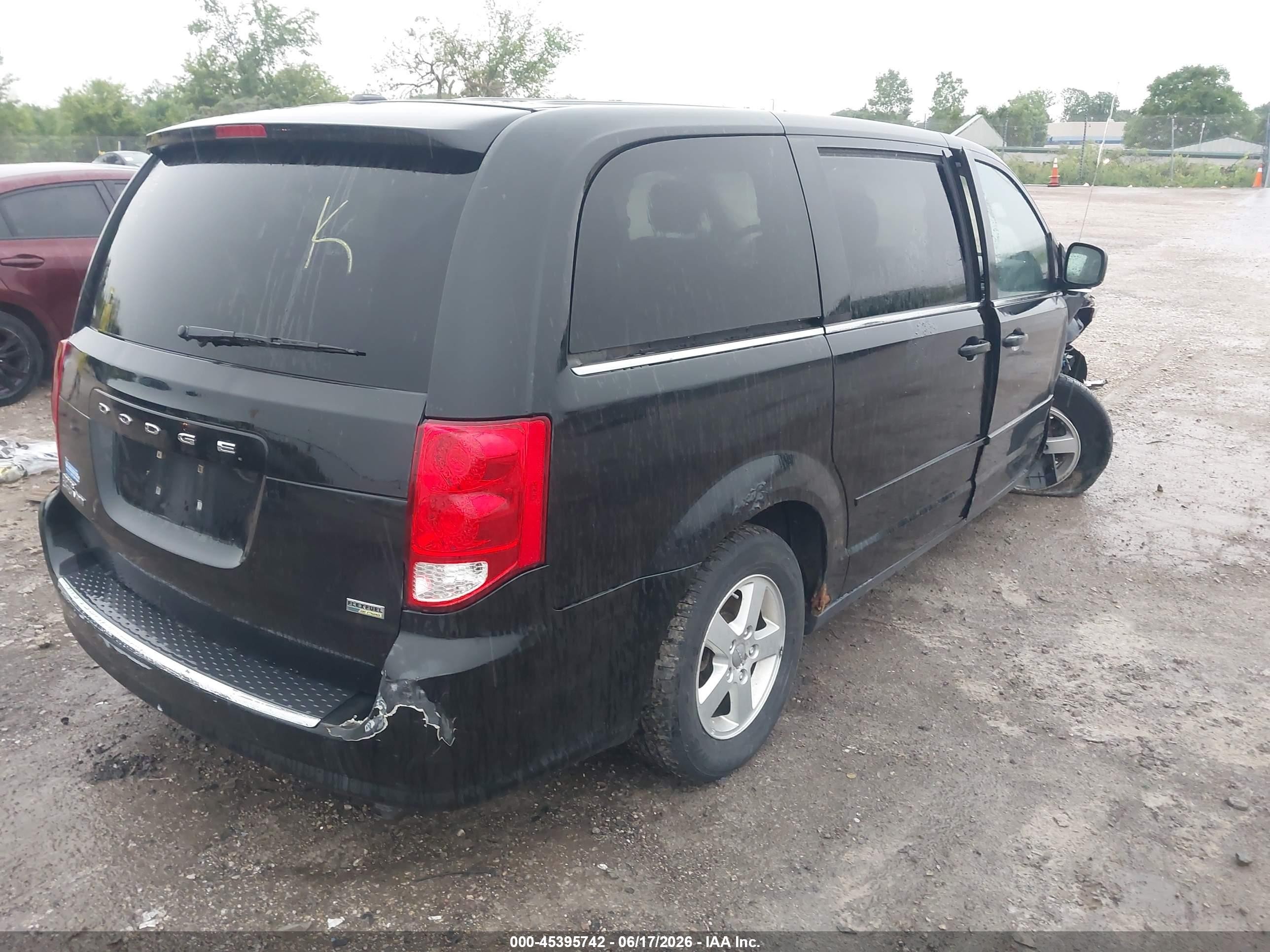 2012 Dodge Grand Caravan Crew Black vin: 2C4RDGDG6CR112131