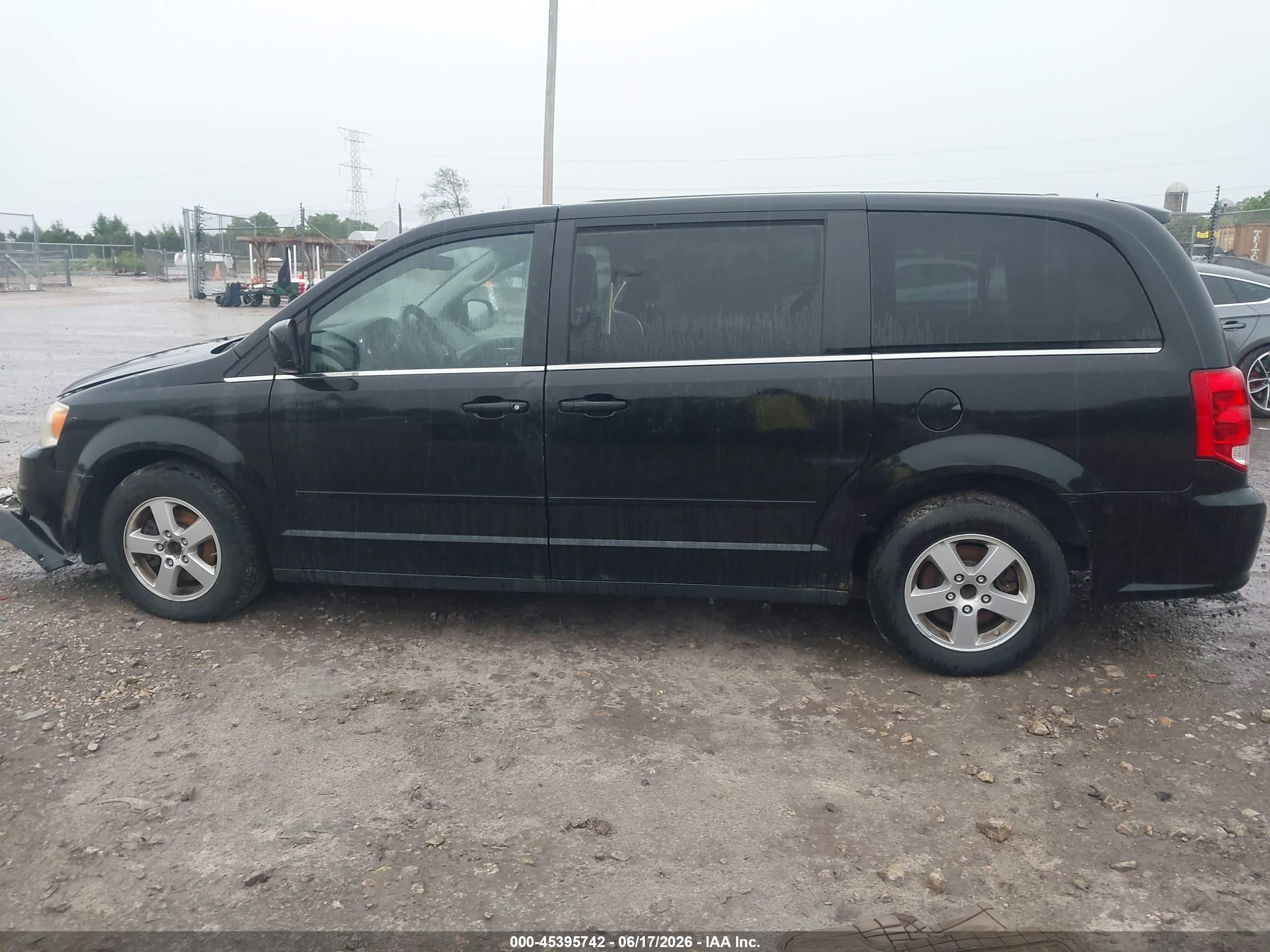 2012 Dodge Grand Caravan Crew Black vin: 2C4RDGDG6CR112131