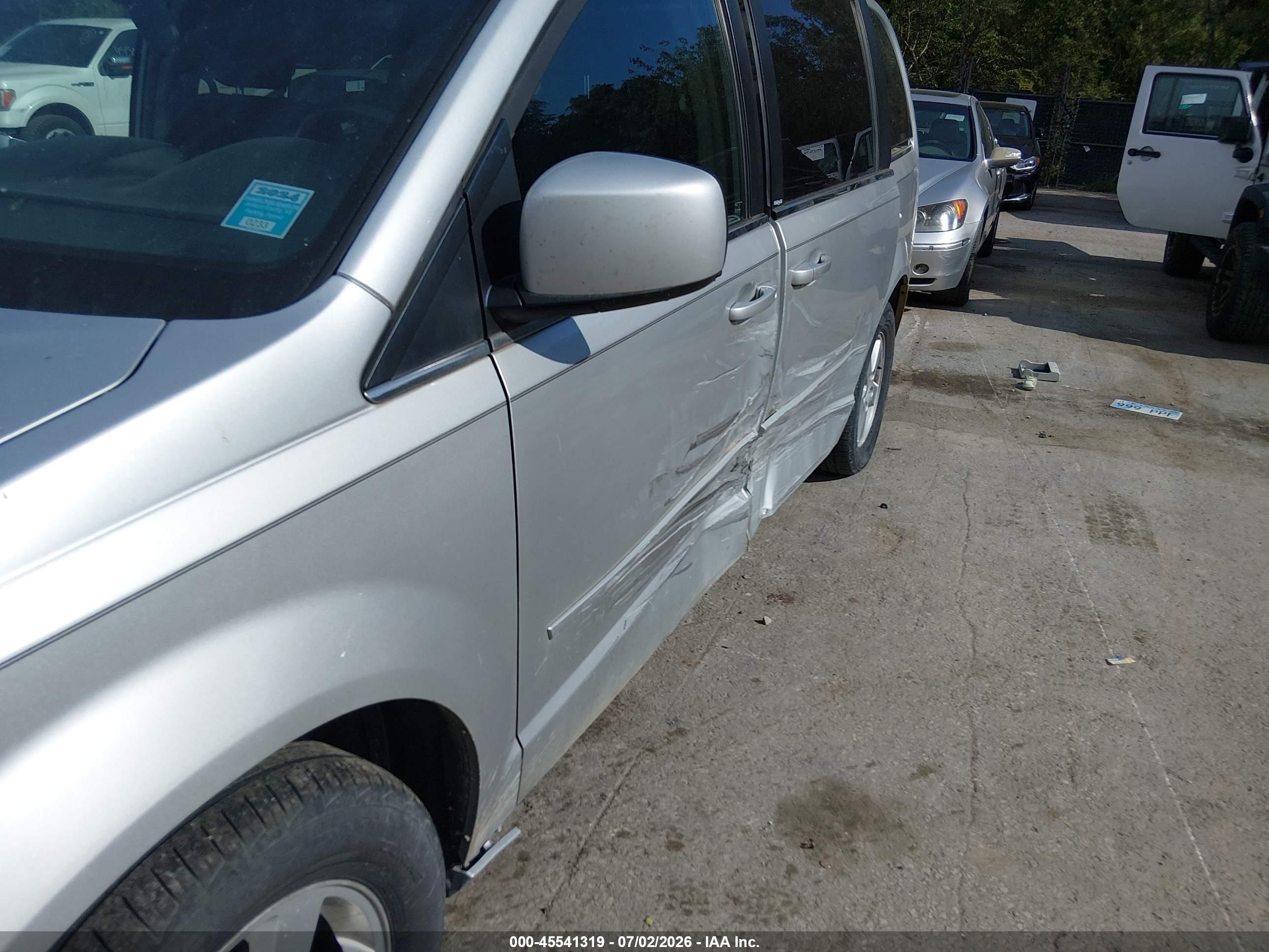 2012 Dodge Grand Caravan Crew Silver vin: 2C4RDGDG6CR198301