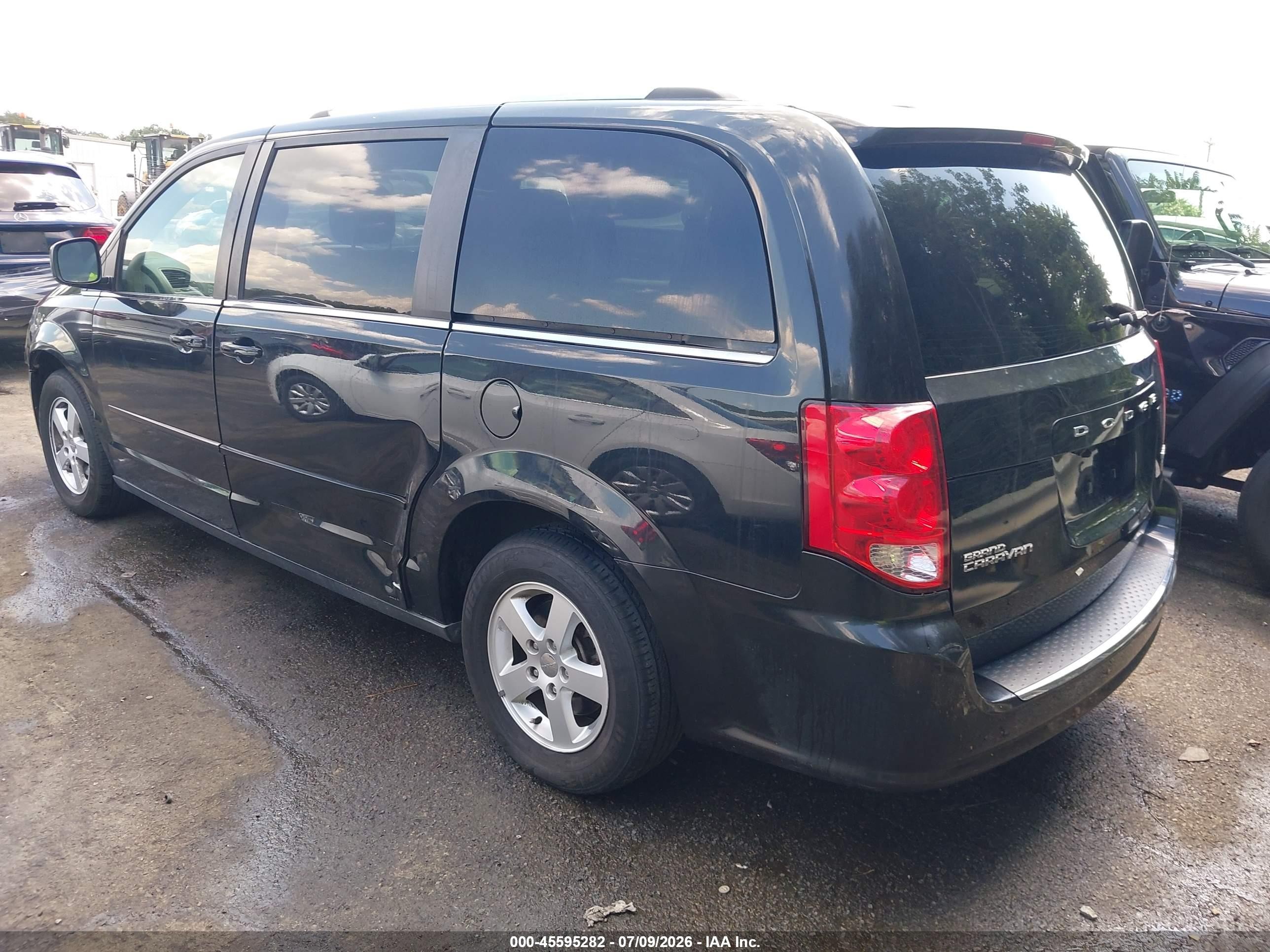 2013 Dodge Grand Caravan Crew Black vin: 2C4RDGDG6DR548981