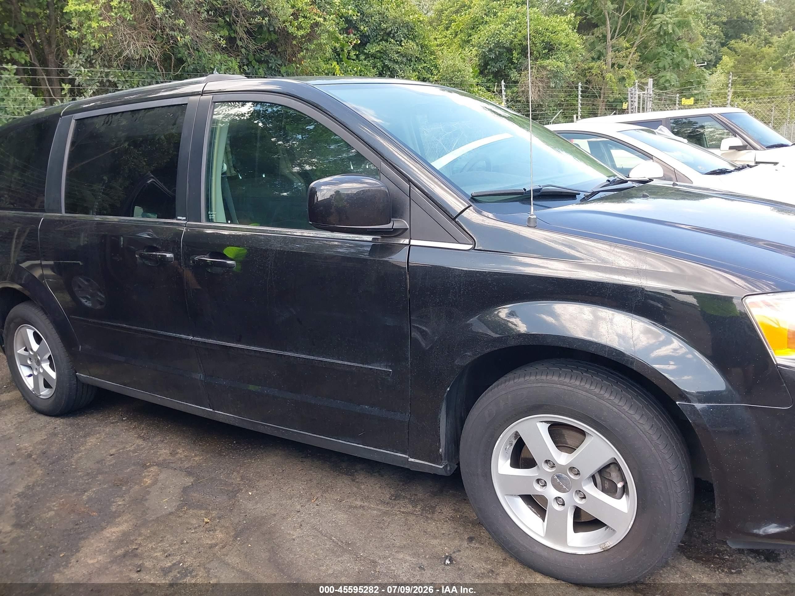 2013 Dodge Grand Caravan Crew Black vin: 2C4RDGDG6DR548981
