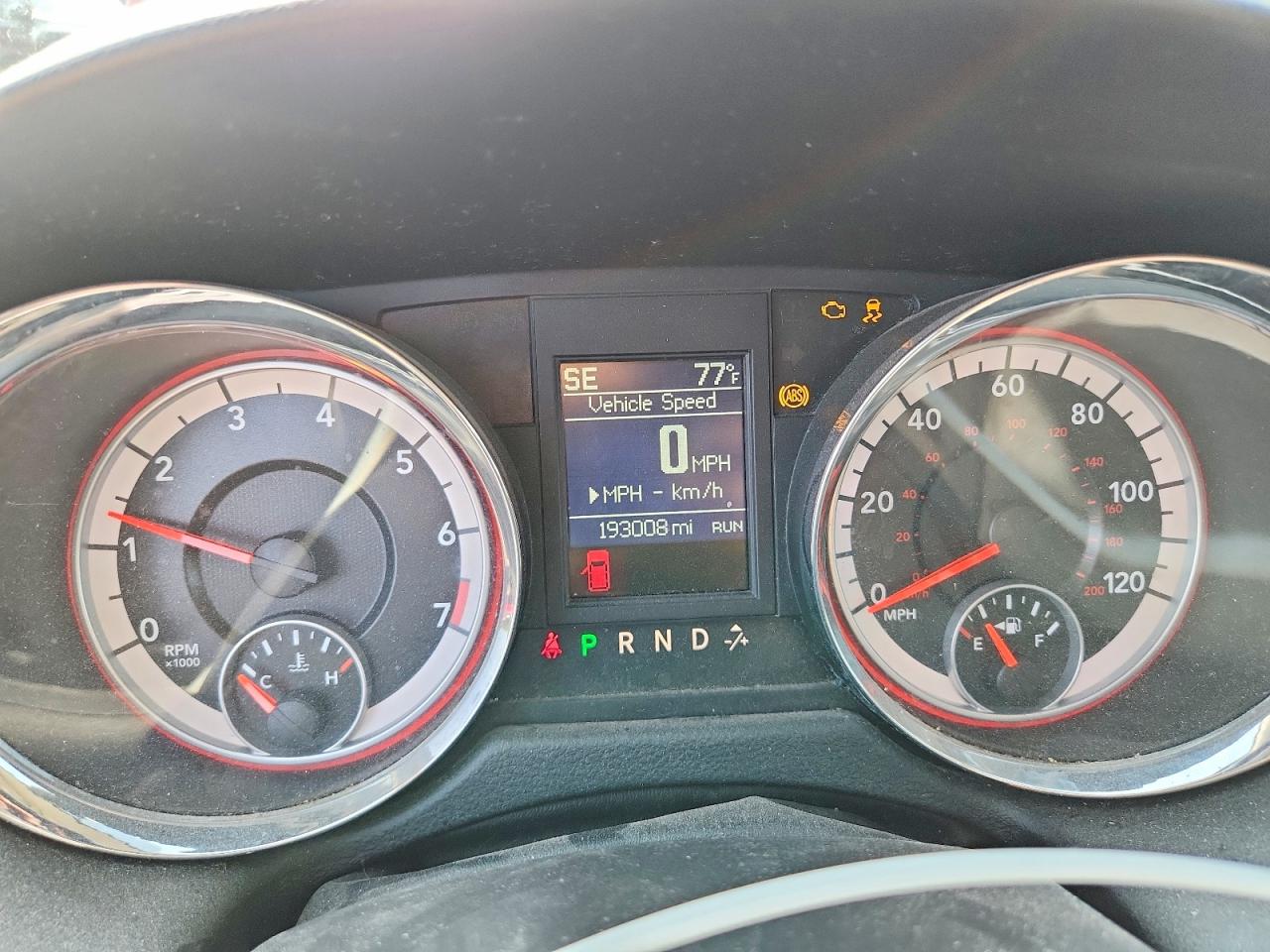 2013 Dodge Grand Caravan Crew Red vin: 2C4RDGDG6DR607446