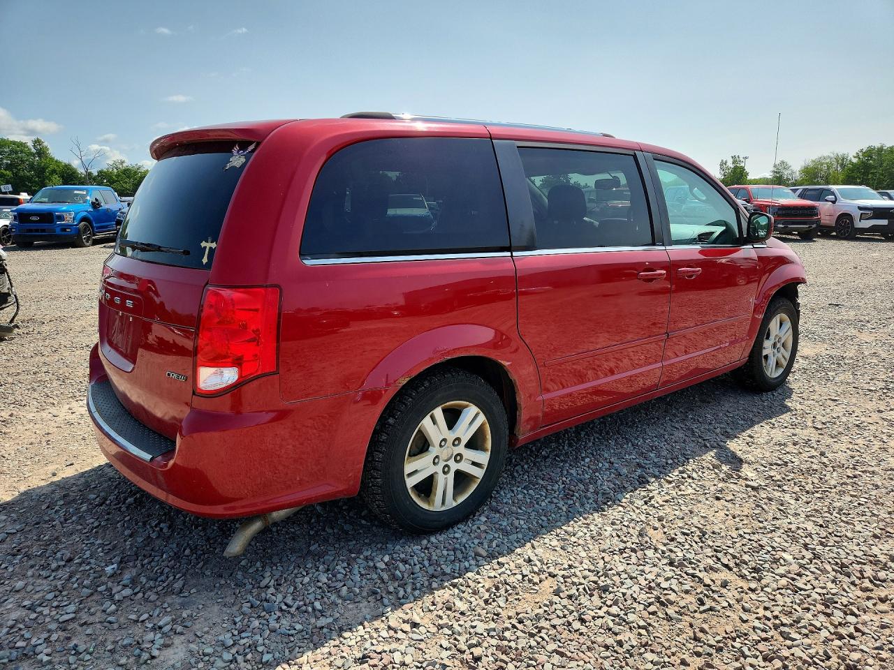 2013 Dodge Grand Caravan Crew Red vin: 2C4RDGDG6DR607446