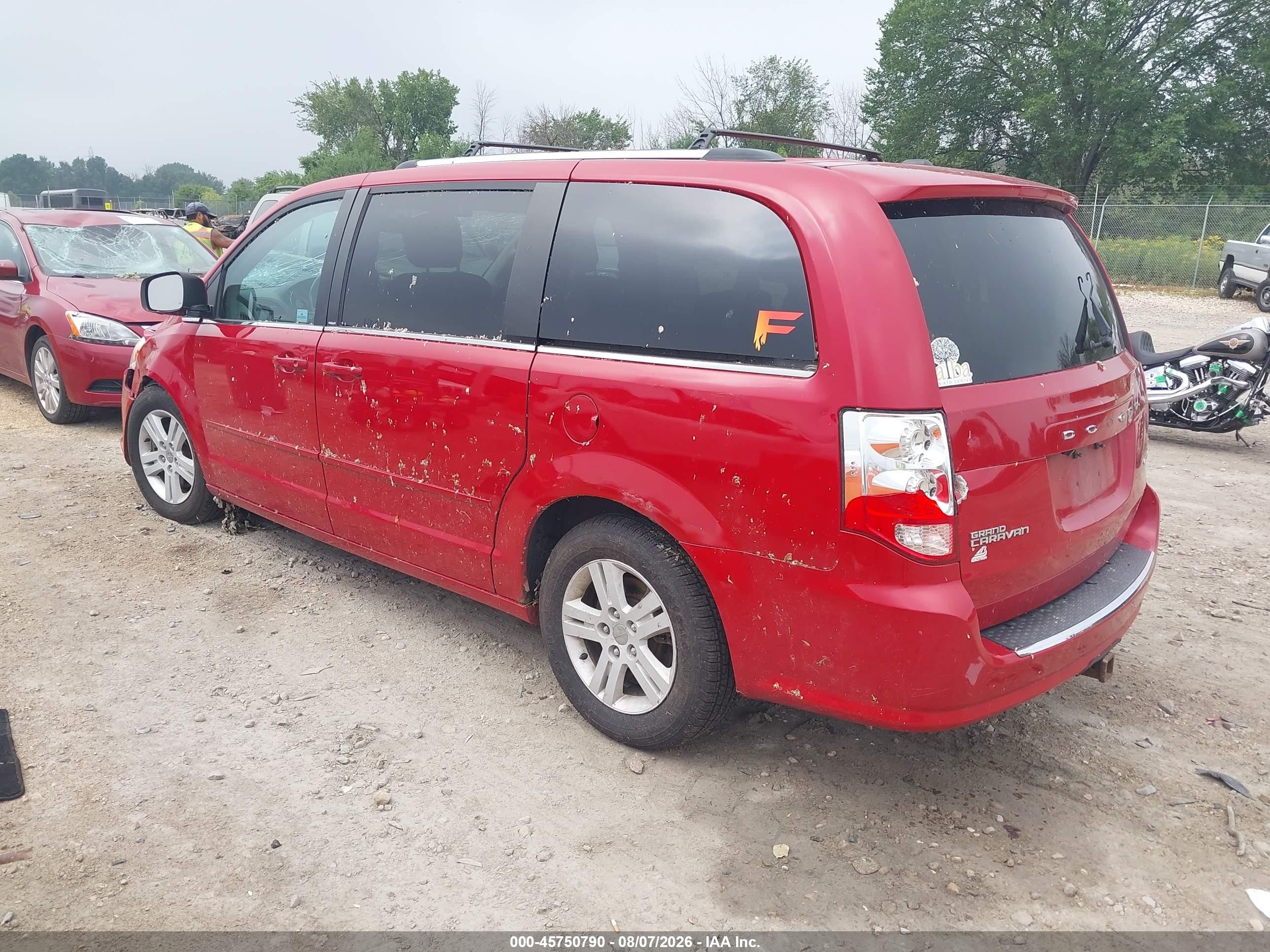2013 Dodge Grand Caravan Crew Red vin: 2C4RDGDG6DR768802
