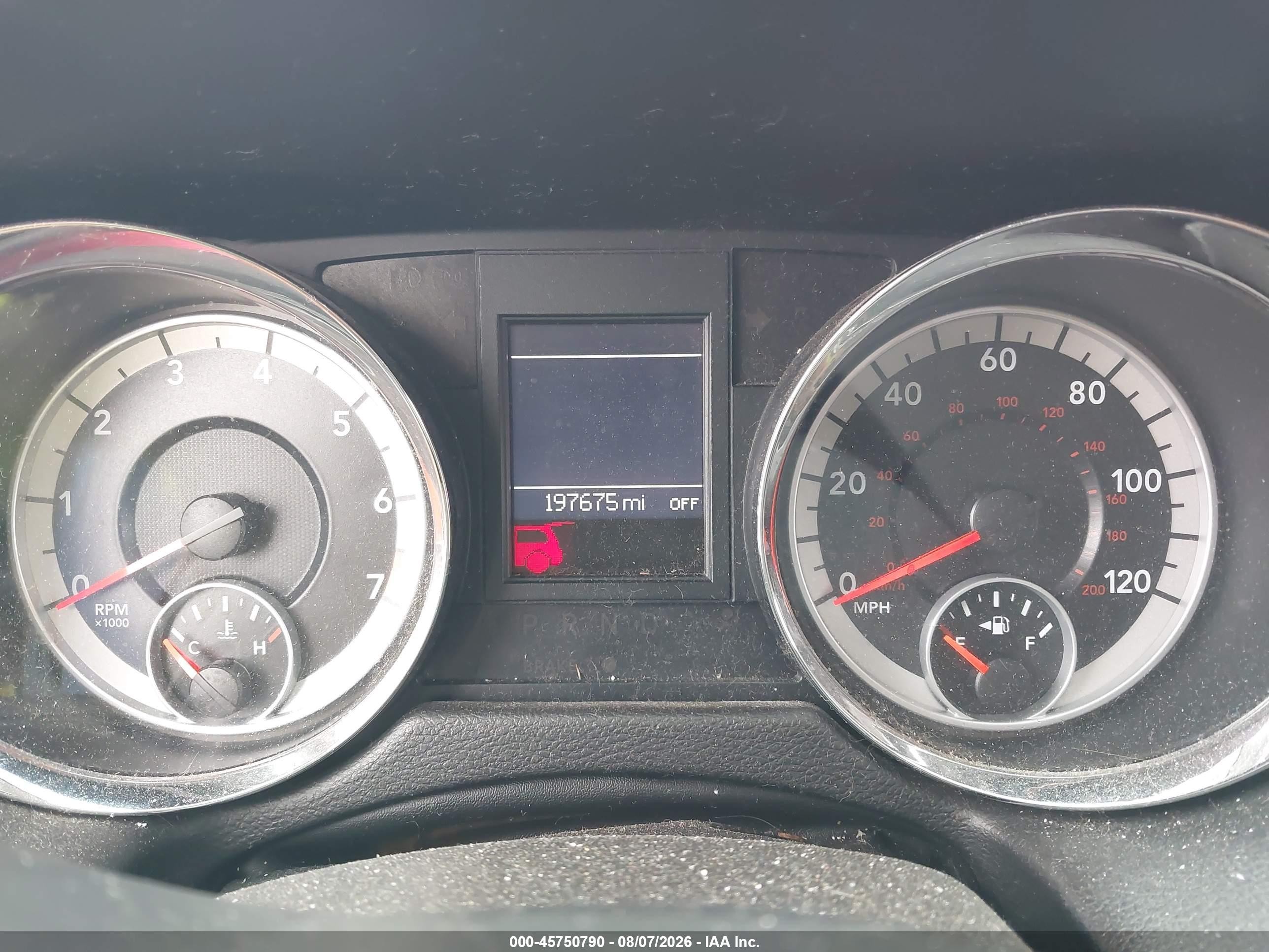 2013 Dodge Grand Caravan Crew Red vin: 2C4RDGDG6DR768802